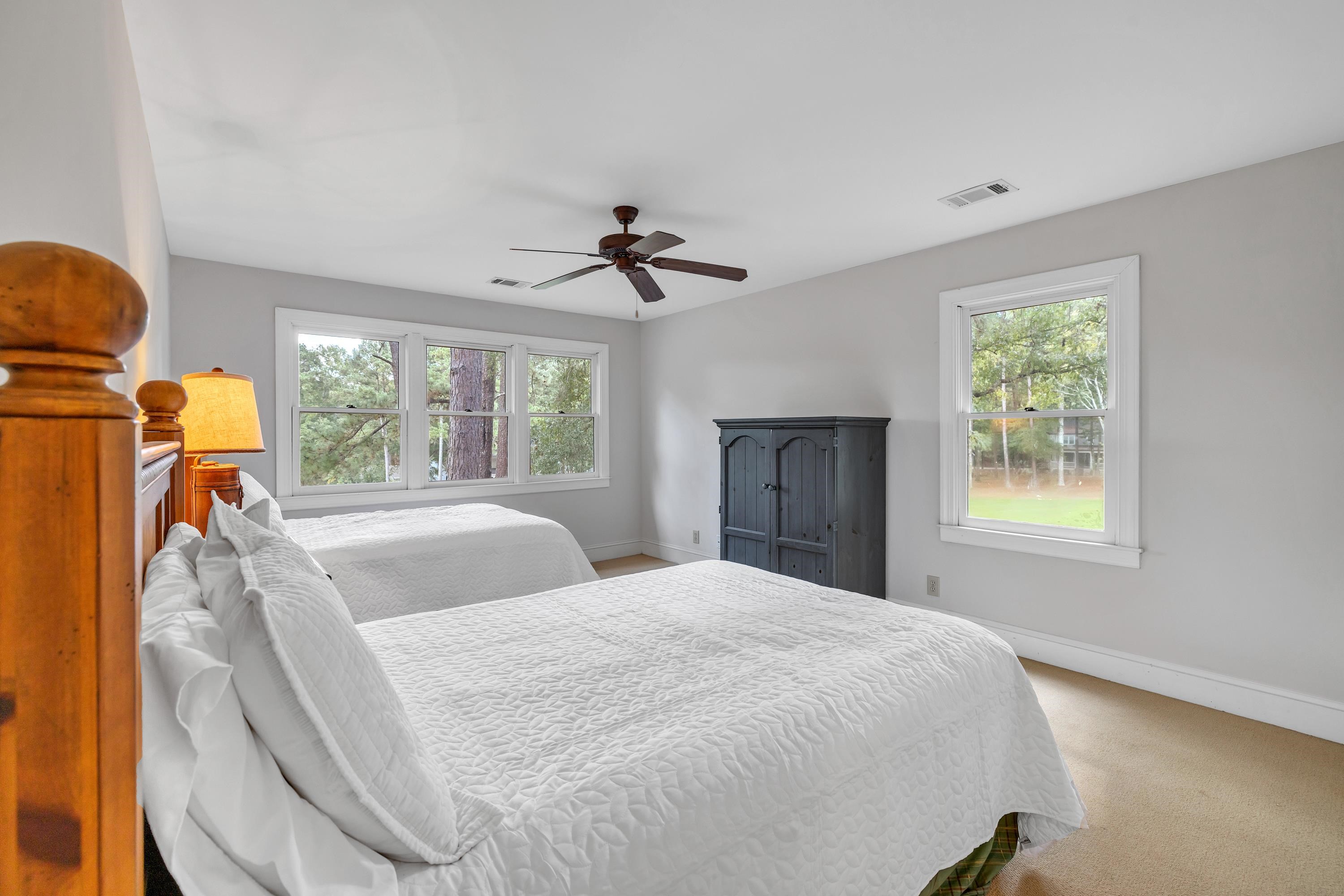 135 OAKTON SOUTH