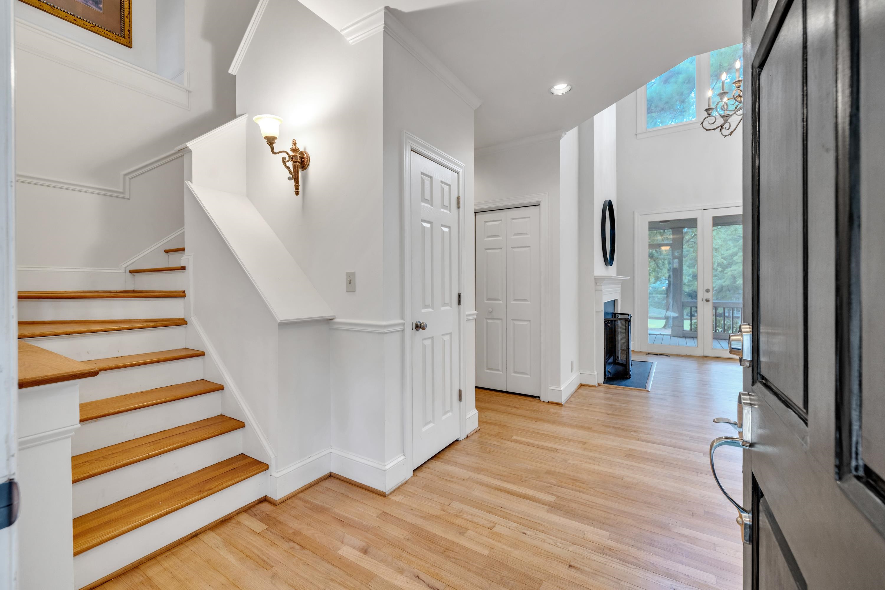 135 OAKTON SOUTH