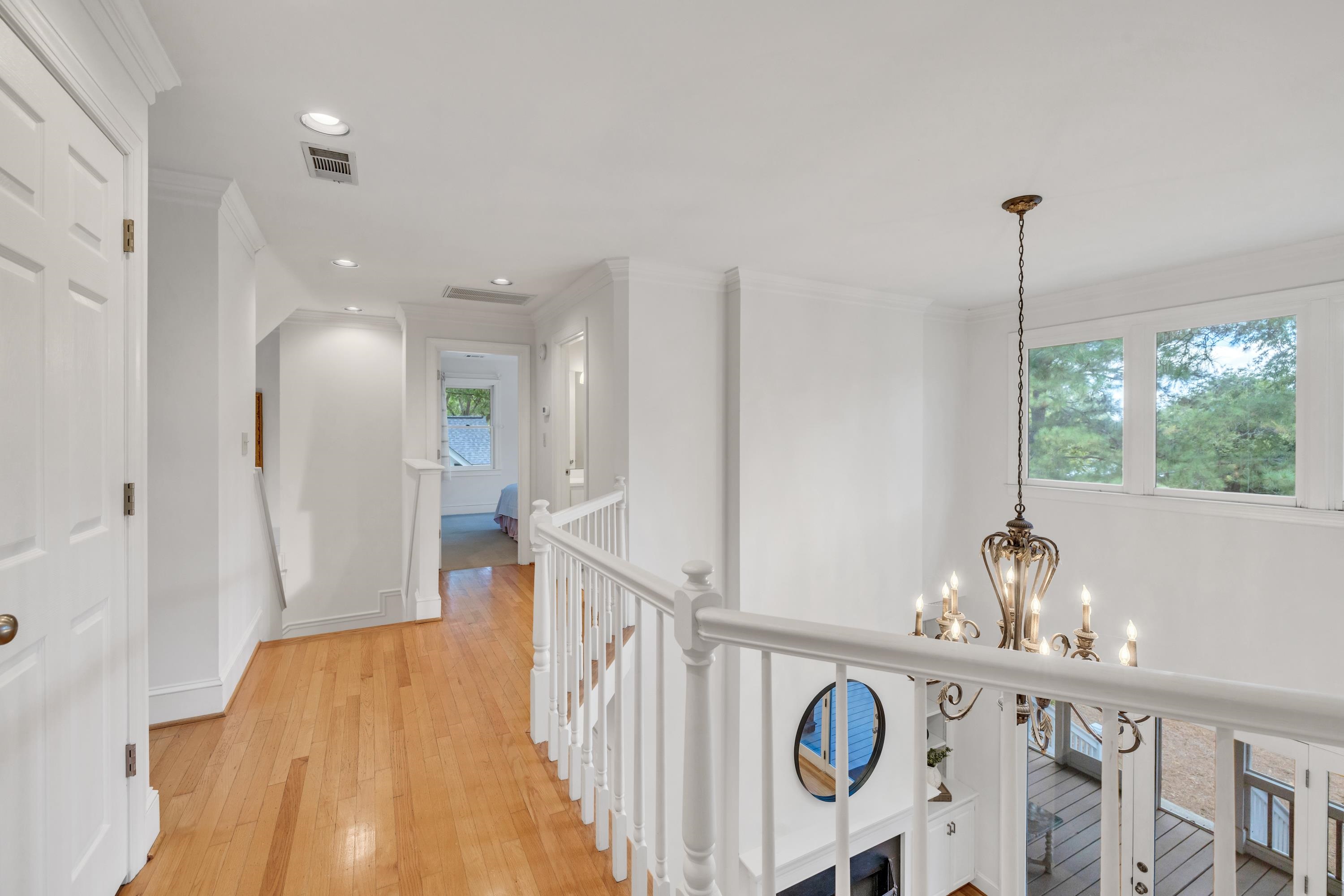 135 OAKTON SOUTH