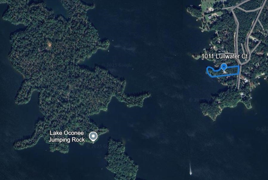 1011 LULLWATER COURT