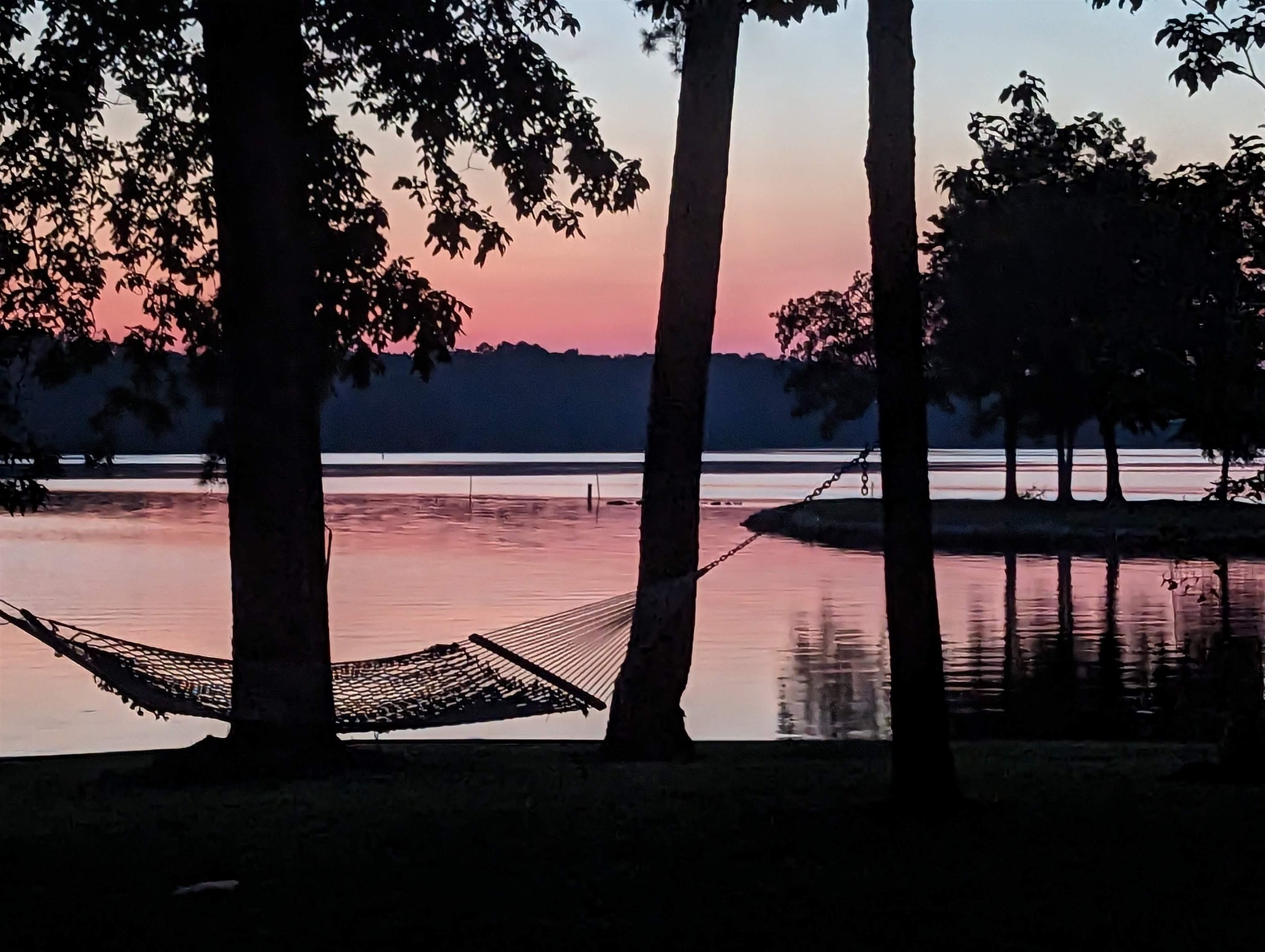 1011 LULLWATER COURT