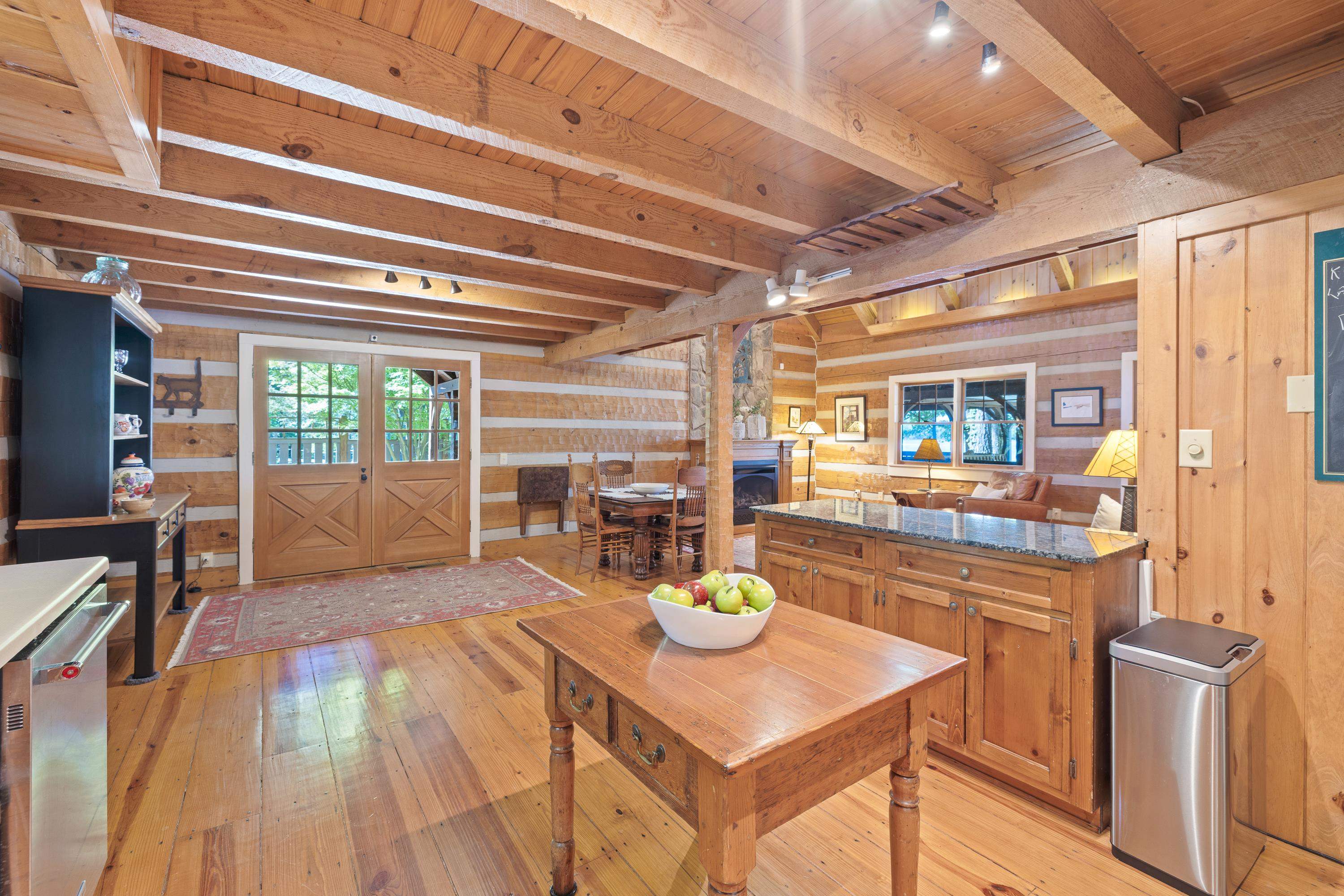 1011 LULLWATER COURT