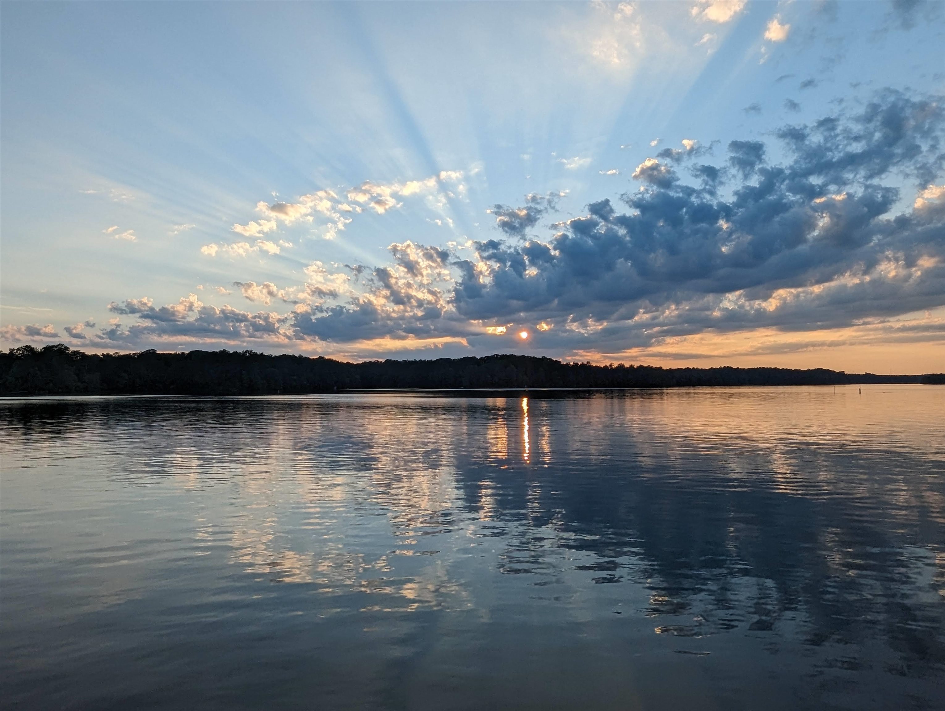 1011 LULLWATER COURT