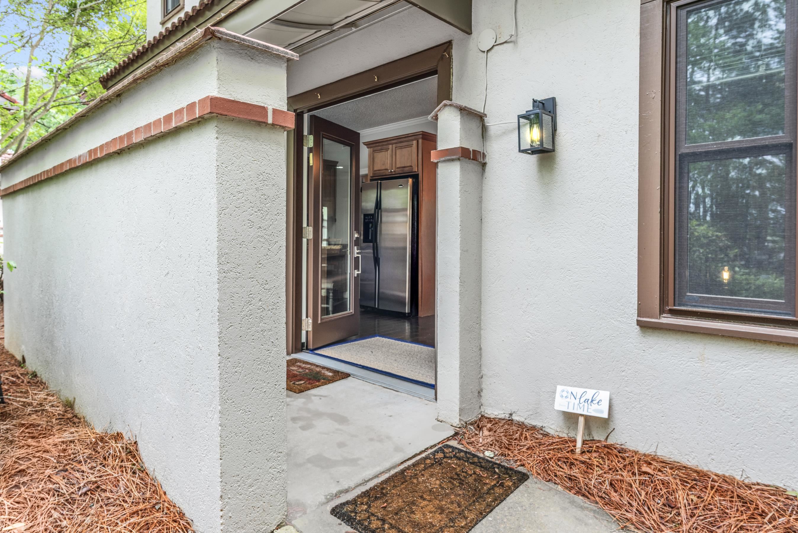 1404 CLUB DRIVE