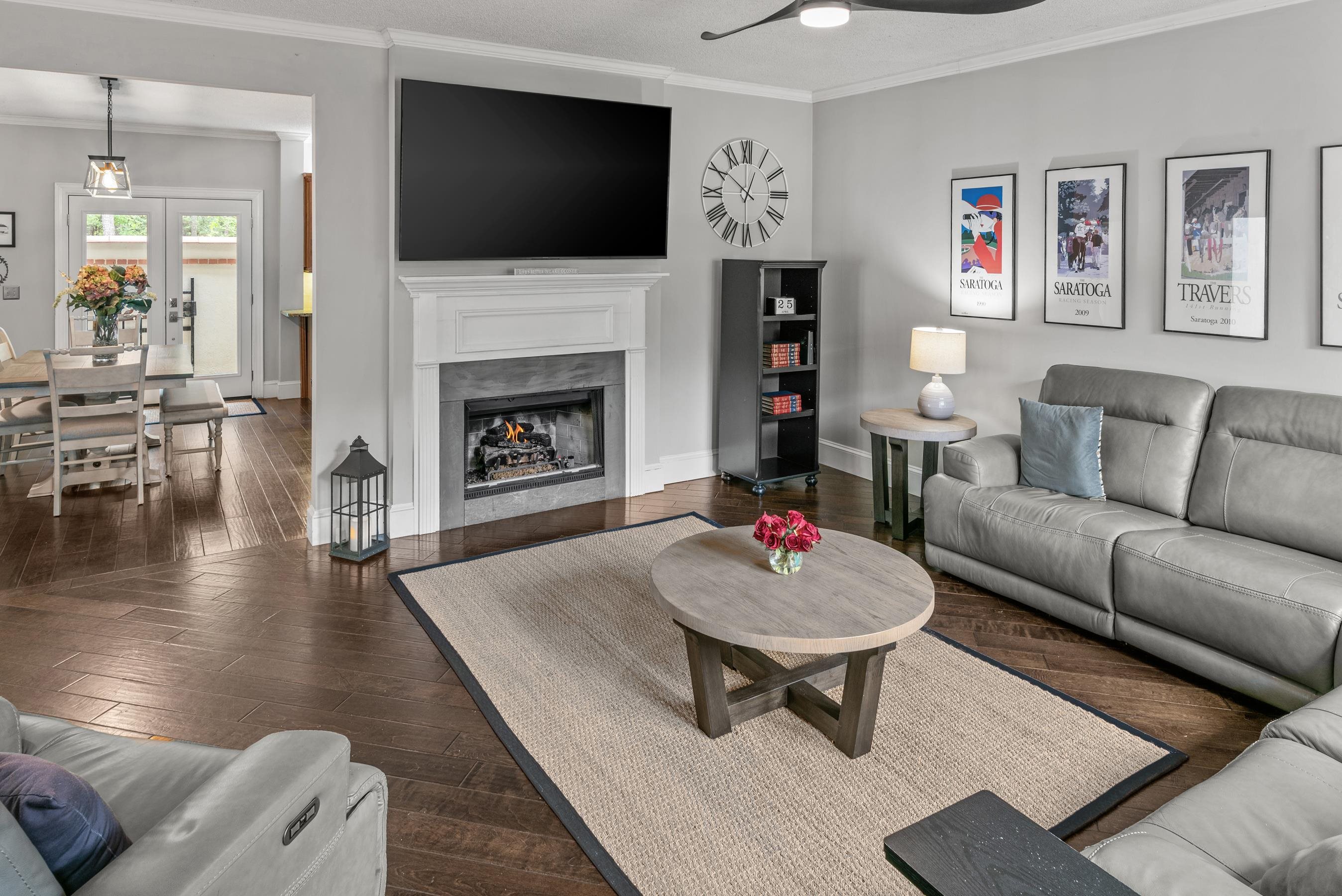 1404 CLUB DRIVE