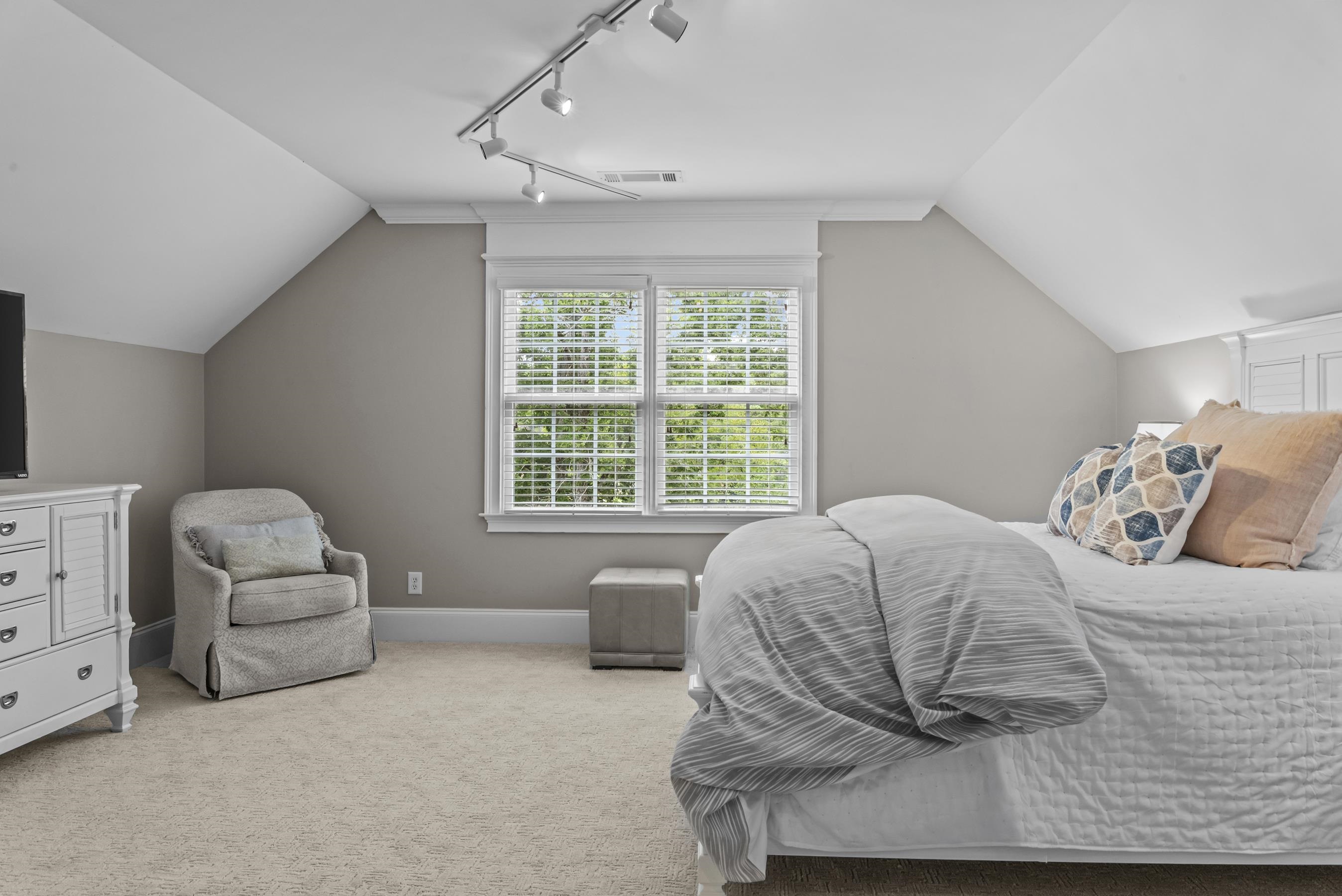 1134 HARBOR RIDGE DRIVE