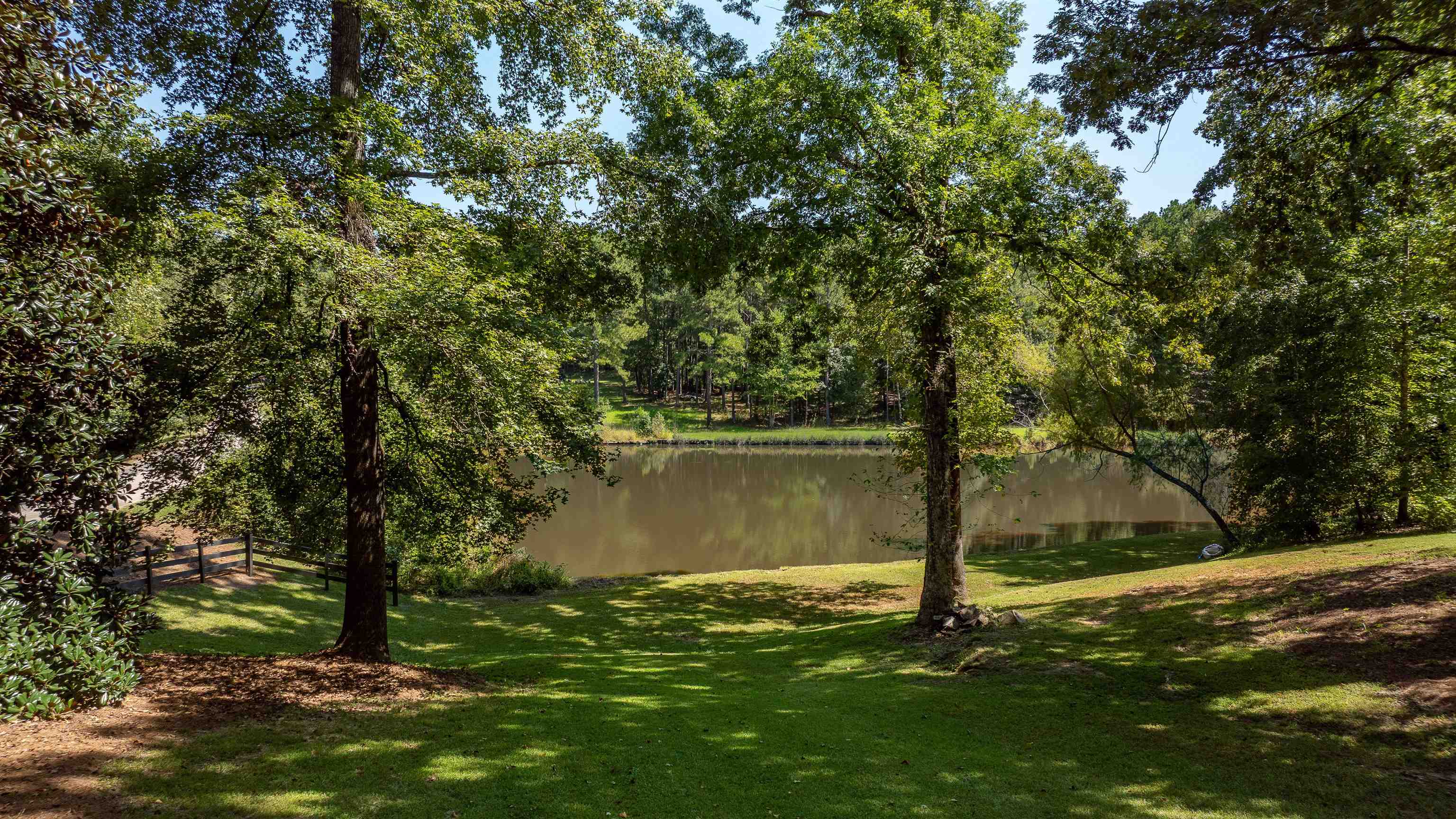 105 OAK HILL CIRCLE, Eatonton