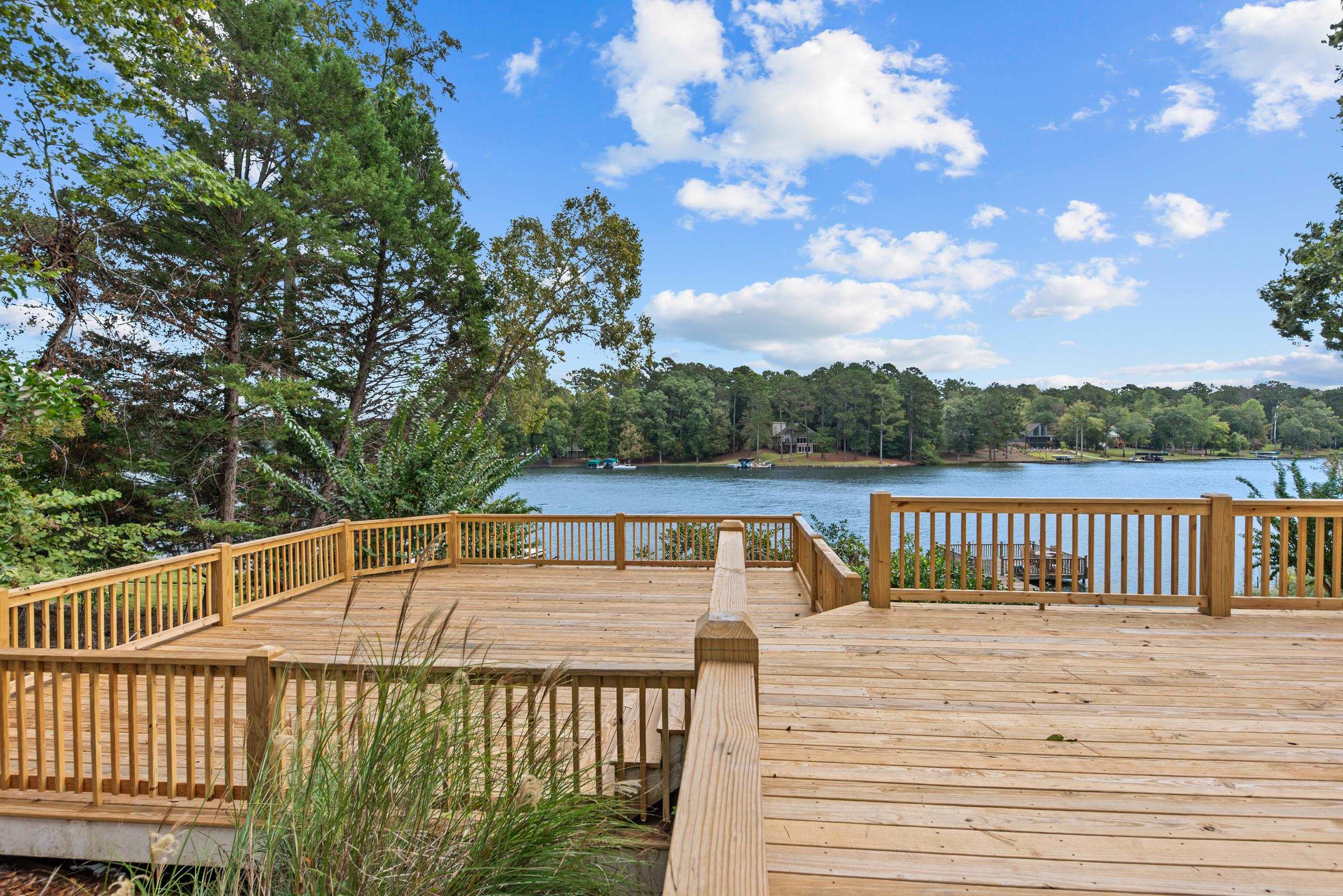 1651 LIGHTHOUSE CIRCLE