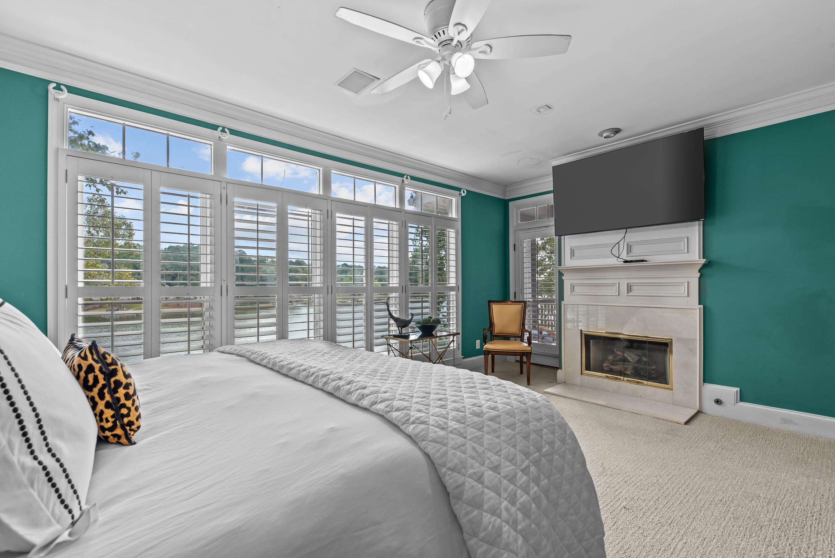 1651 LIGHTHOUSE CIRCLE