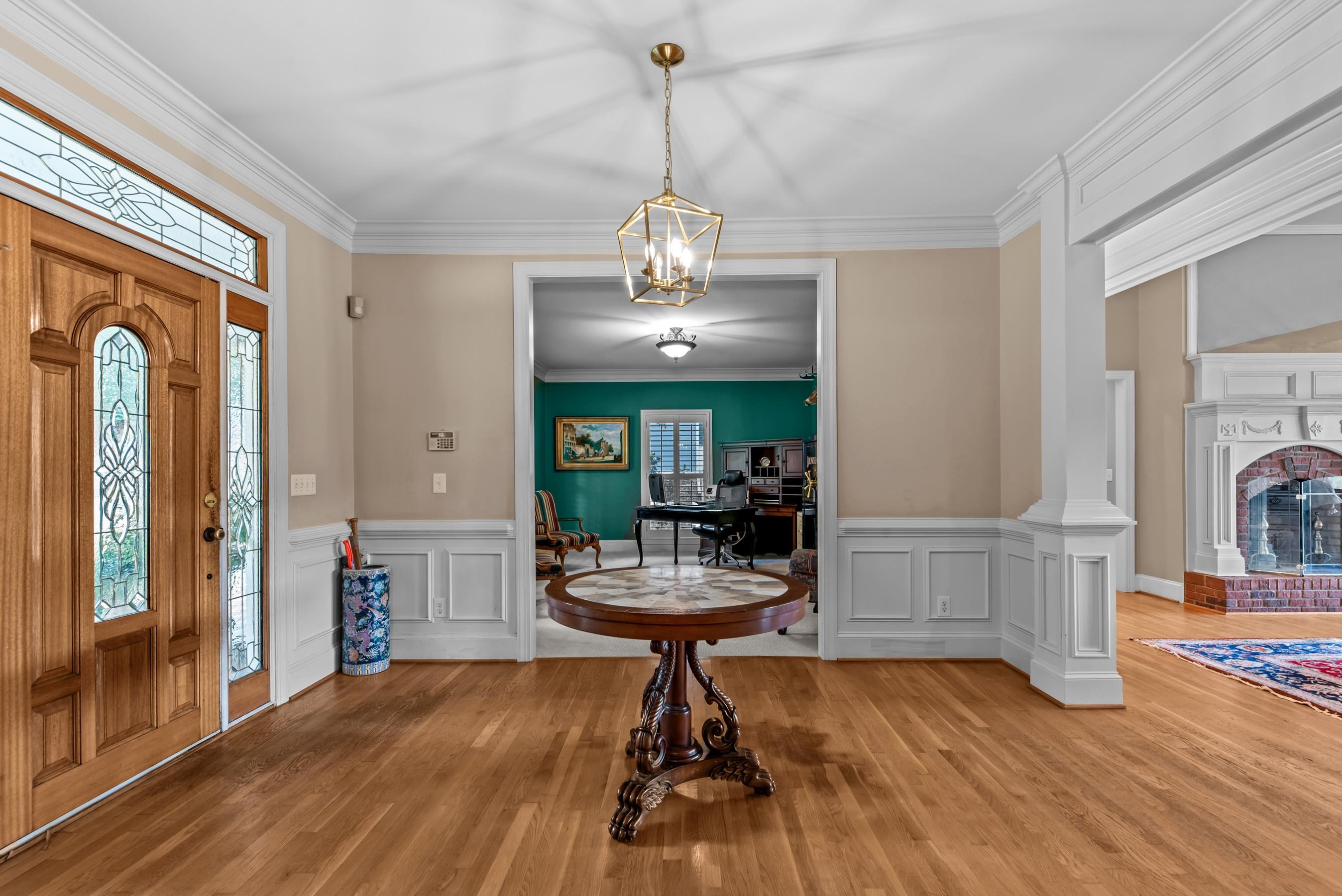 1651 LIGHTHOUSE CIRCLE