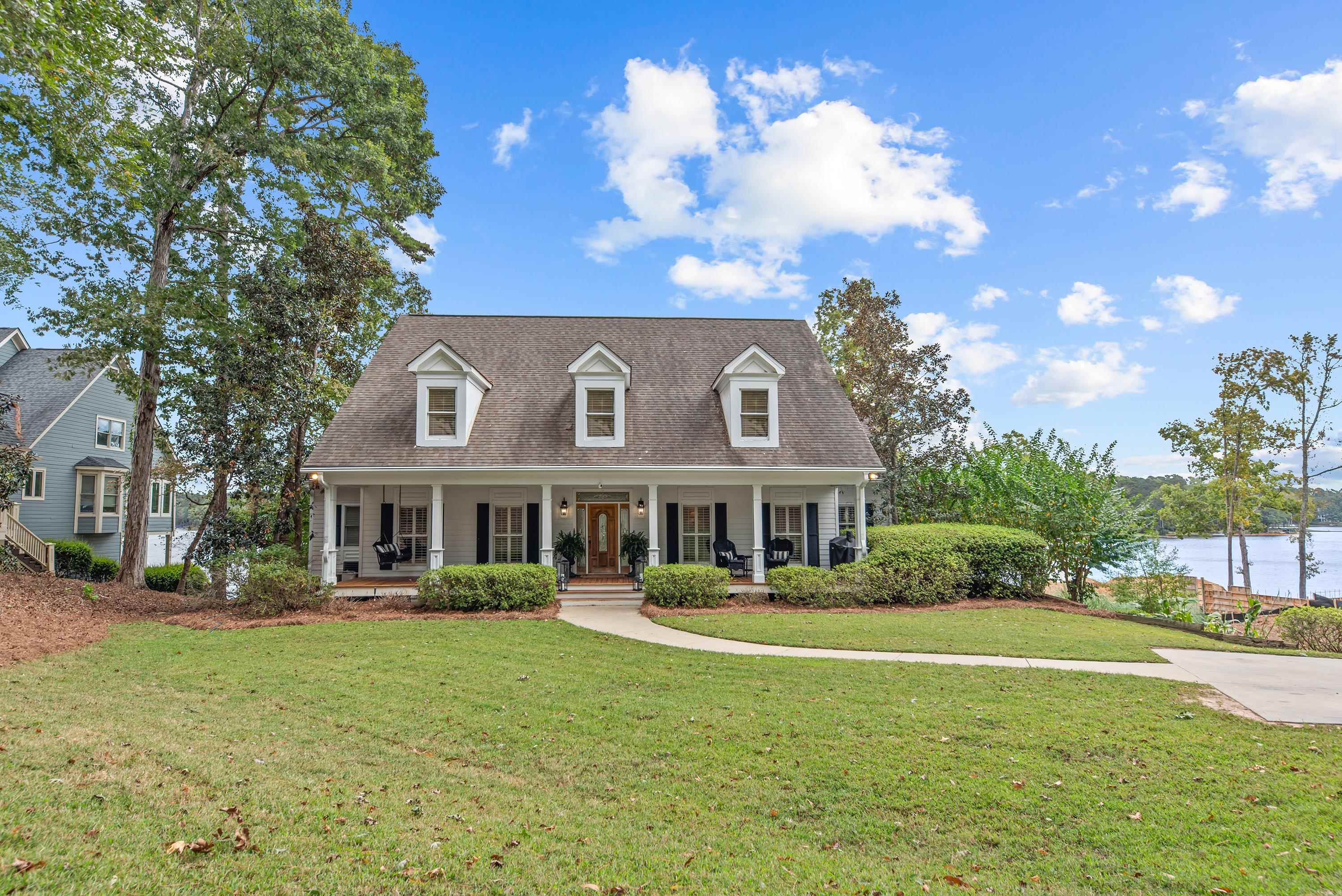 1651 LIGHTHOUSE CIRCLE