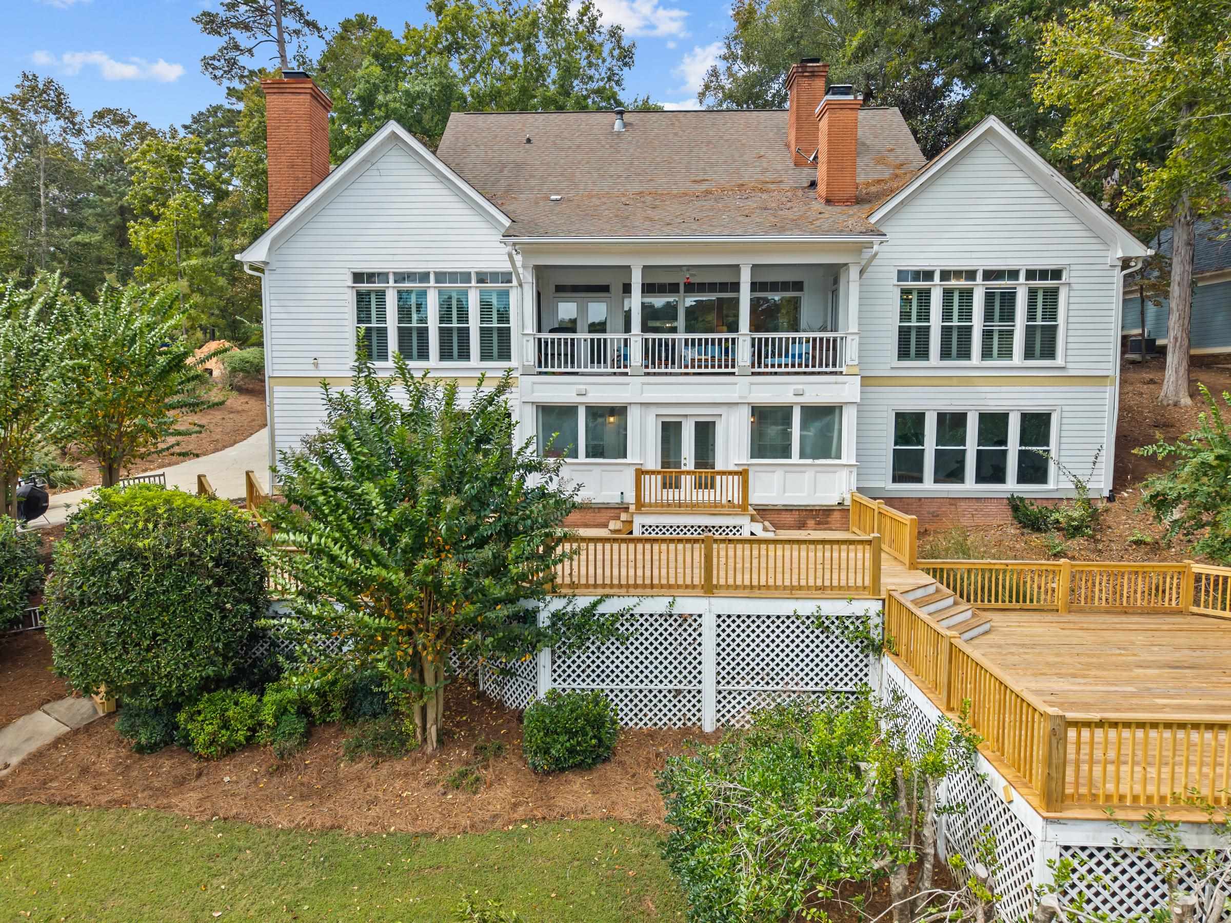 1651 LIGHTHOUSE CIRCLE