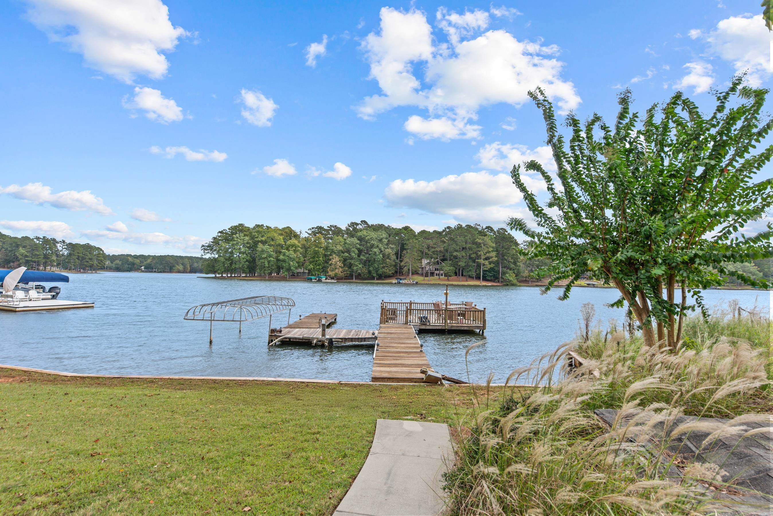 1651 LIGHTHOUSE CIRCLE