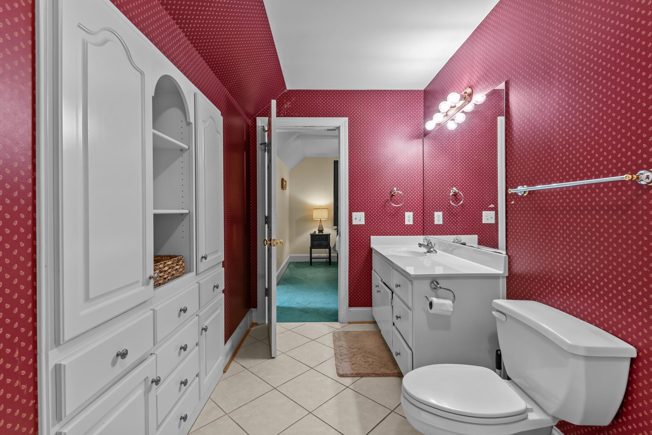 1651 LIGHTHOUSE CIRCLE