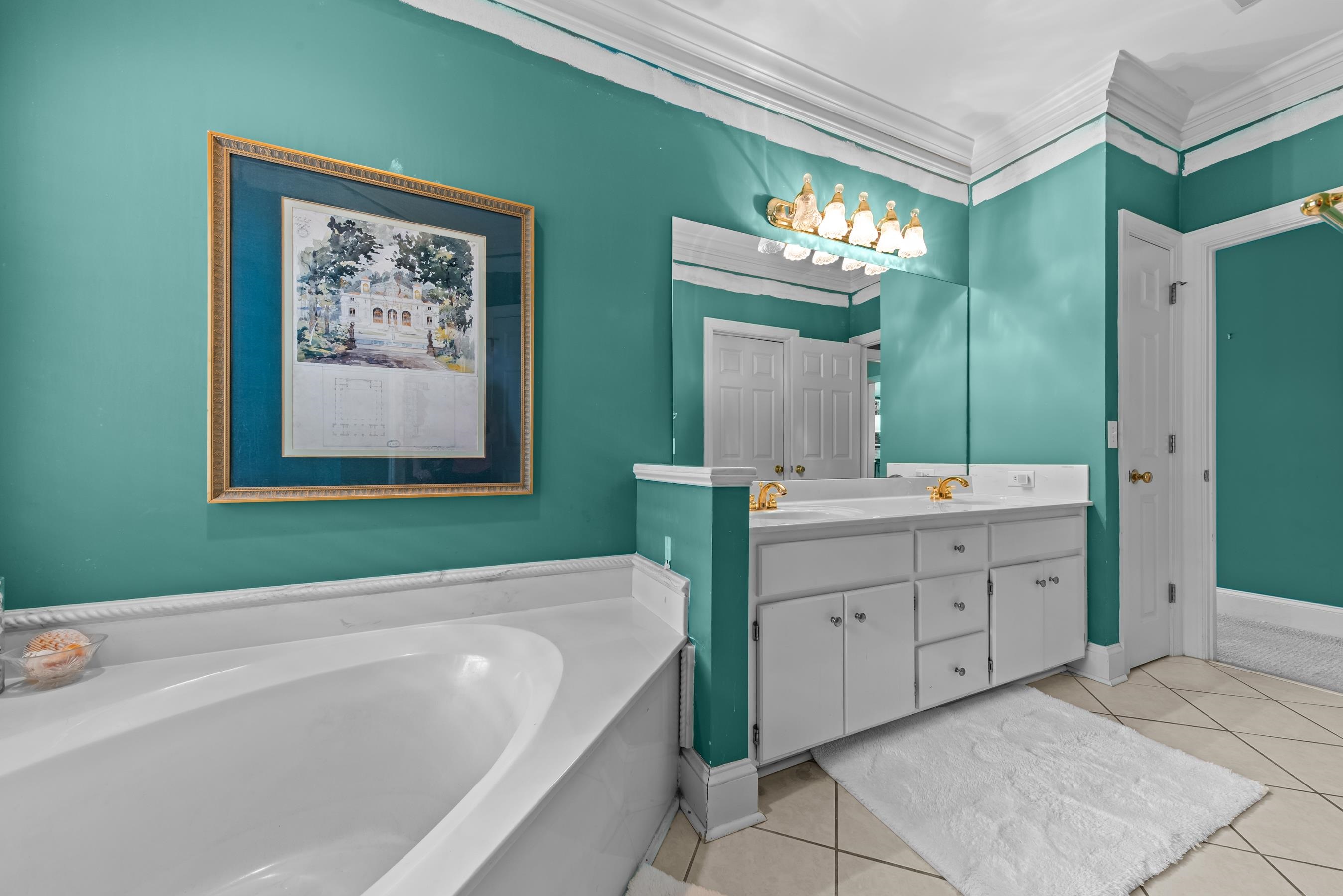 1651 LIGHTHOUSE CIRCLE