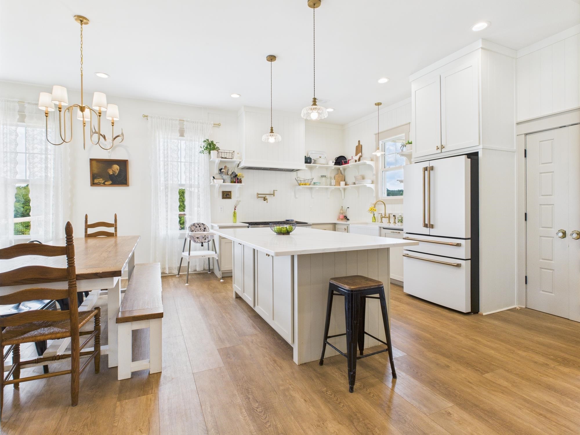 2711 JORDANS MILL RD