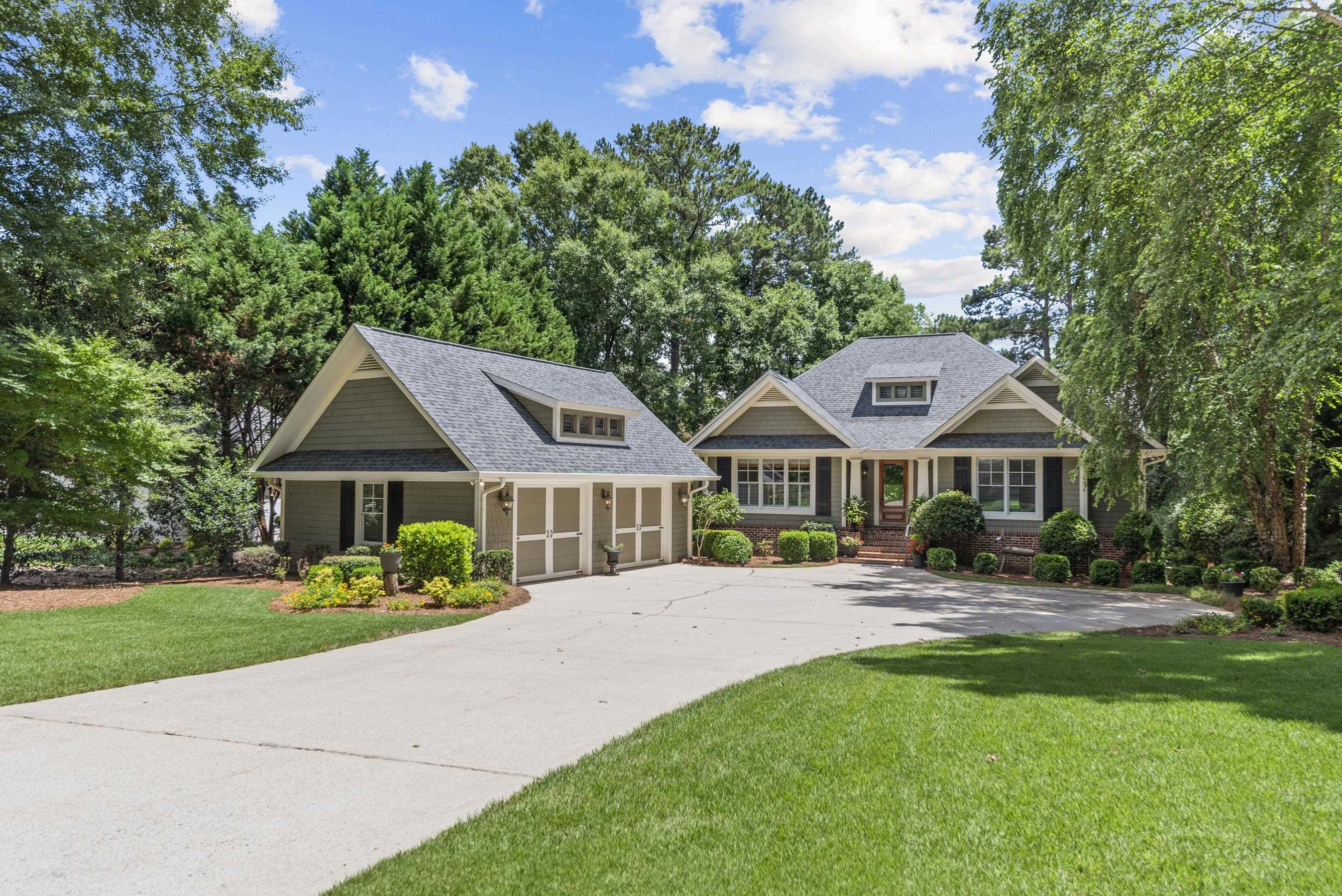 1370 WINGED FOOT DRIVE