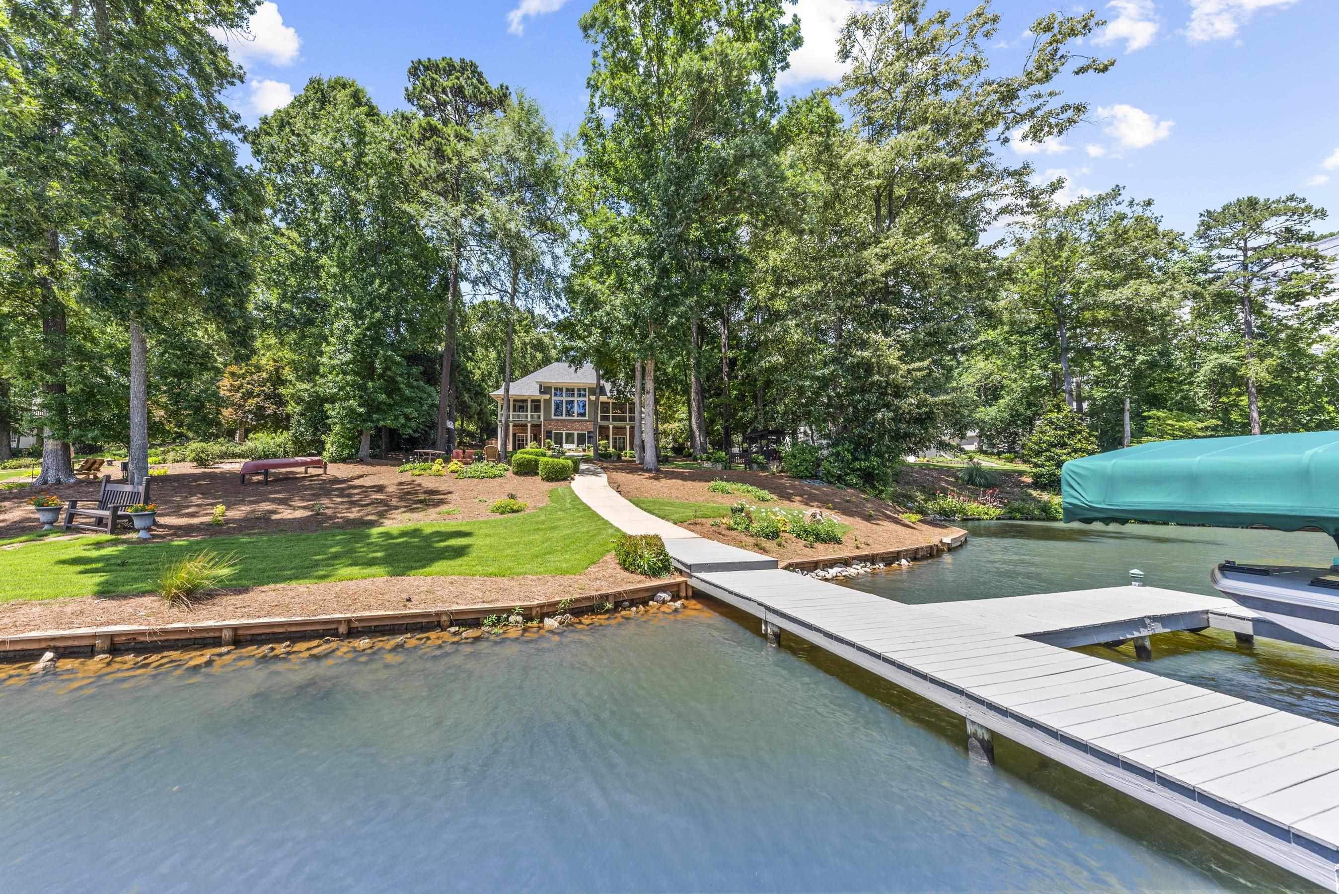1370 WINGED FOOT DRIVE