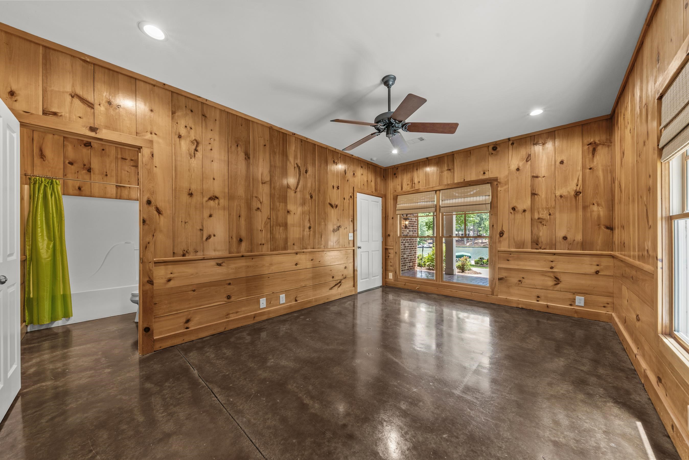 1370 WINGED FOOT DRIVE