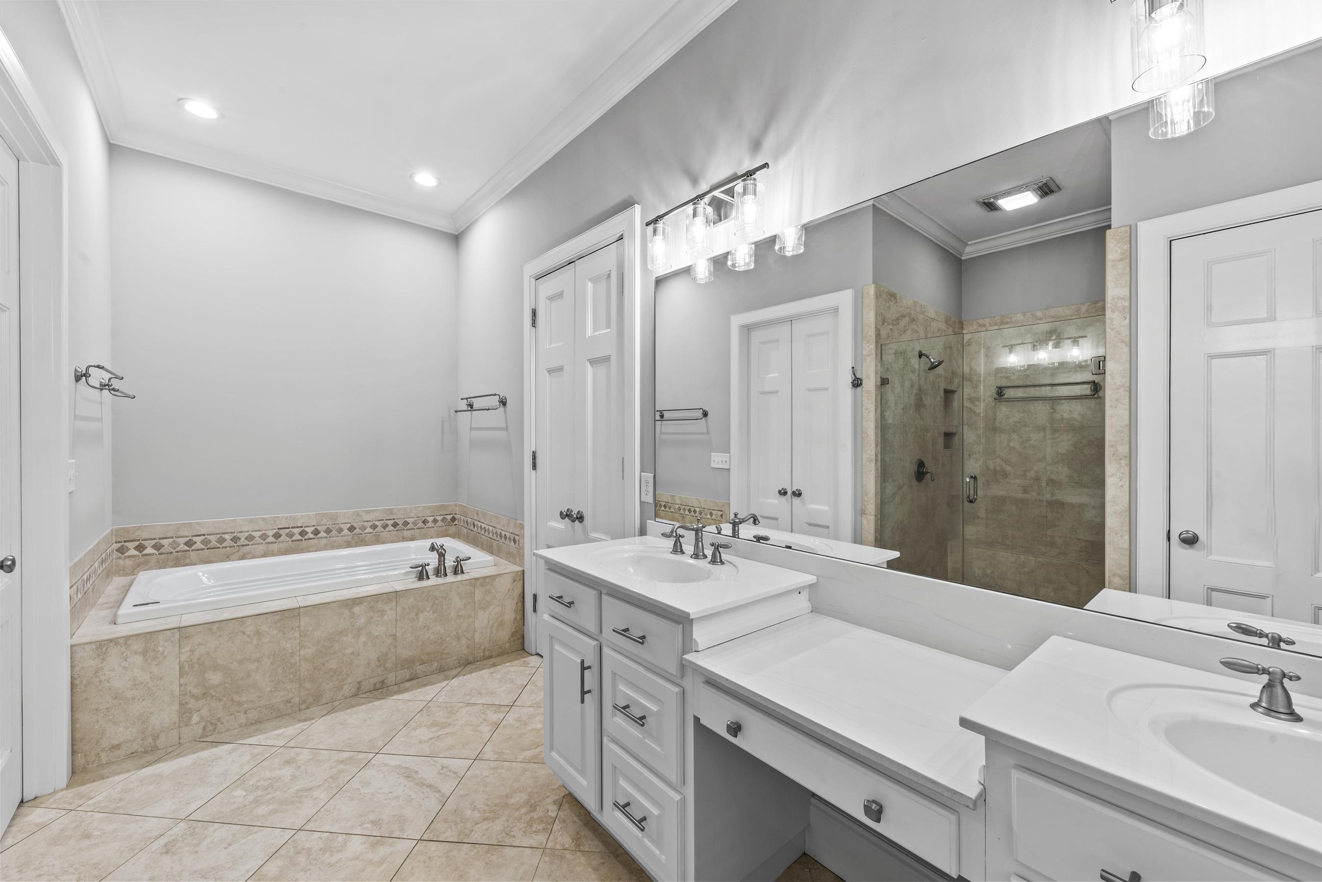 1370 WINGED FOOT DRIVE