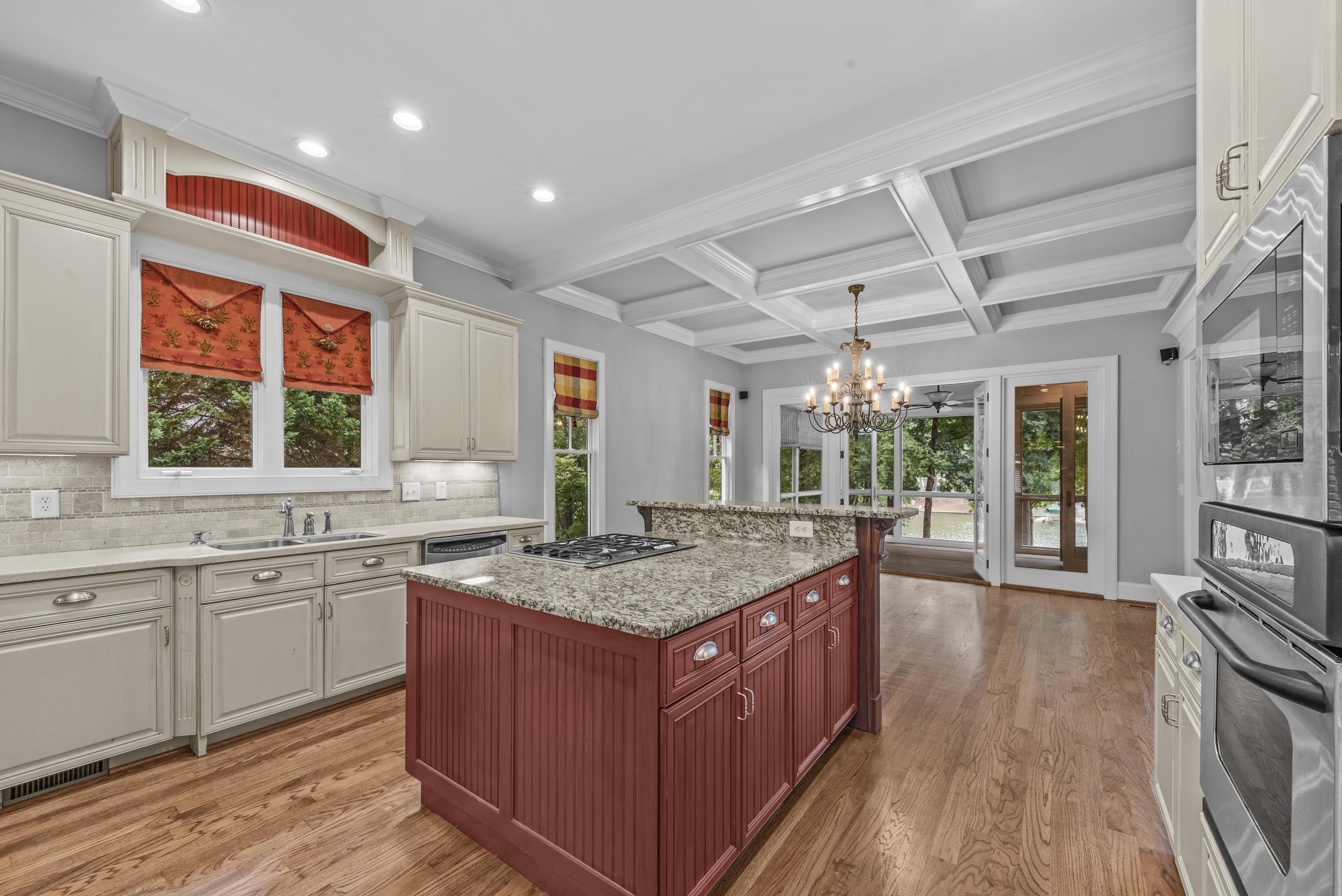 1370 WINGED FOOT DRIVE