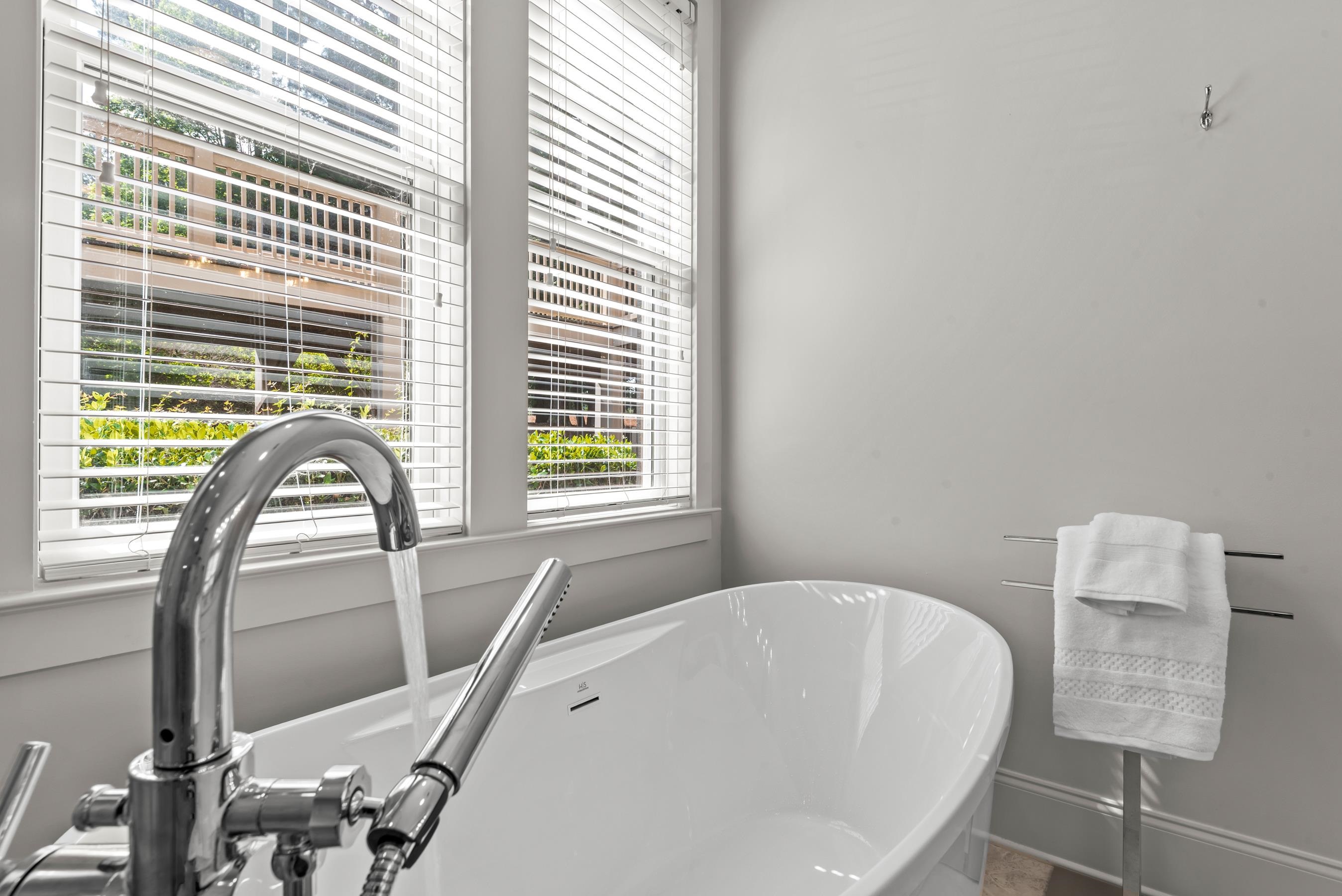 1010B PORTAGE TRAIL