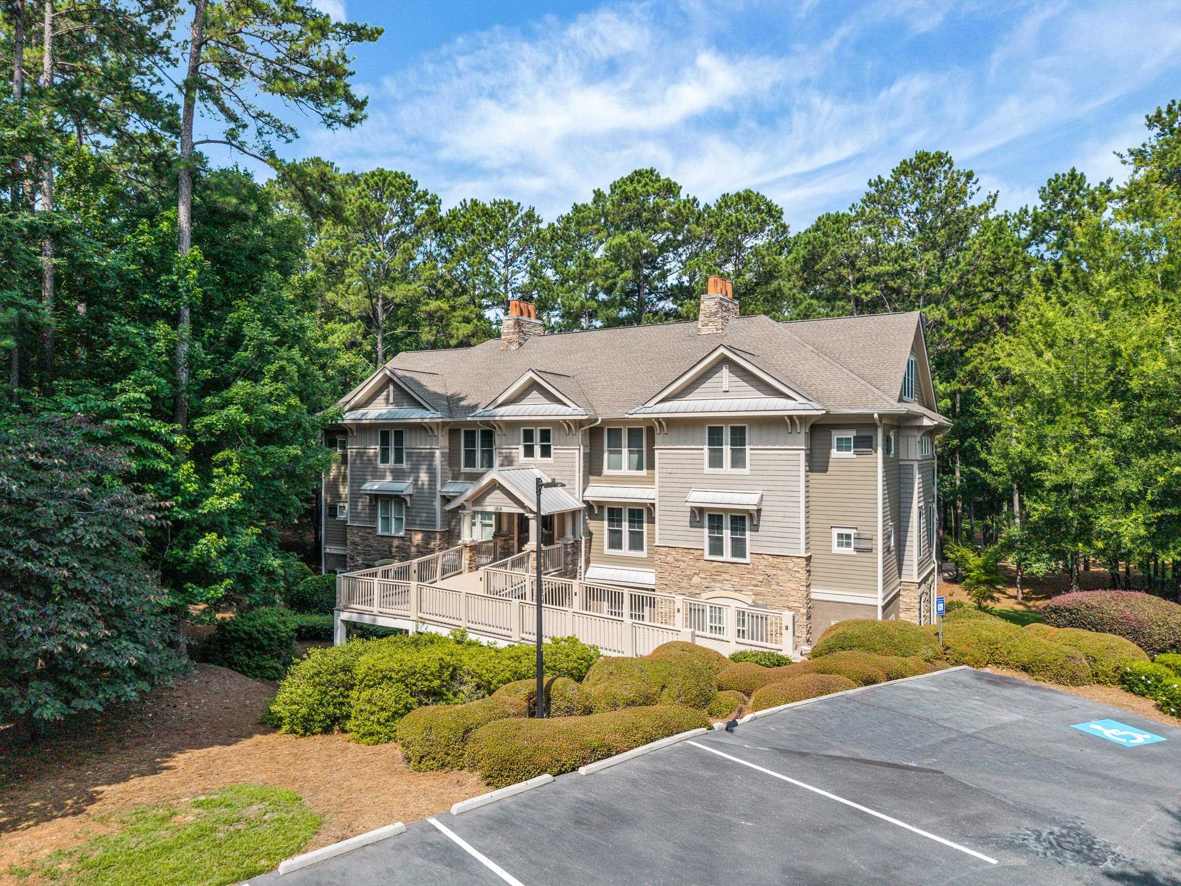 1010B PORTAGE TRAIL