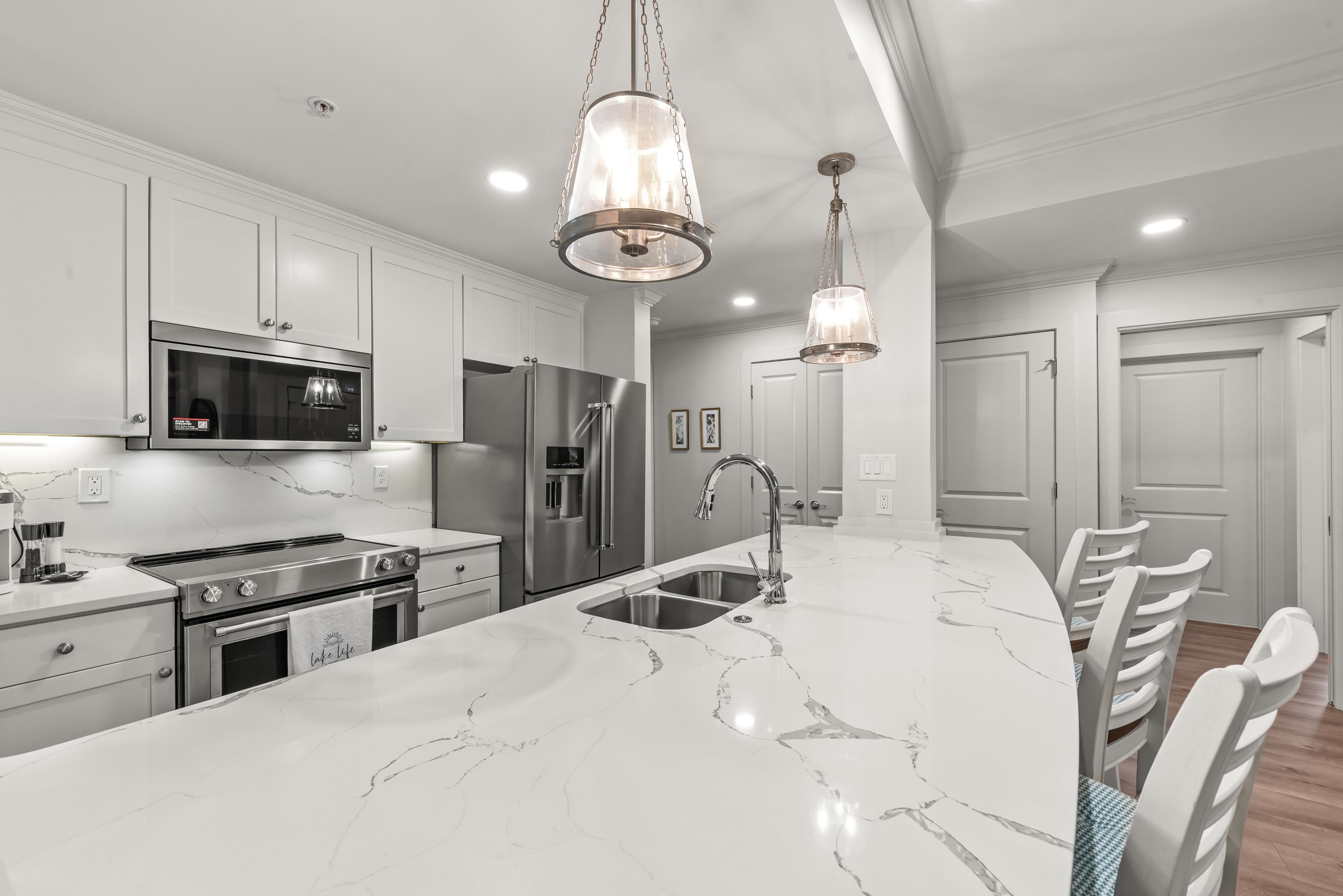 1010B PORTAGE TRAIL