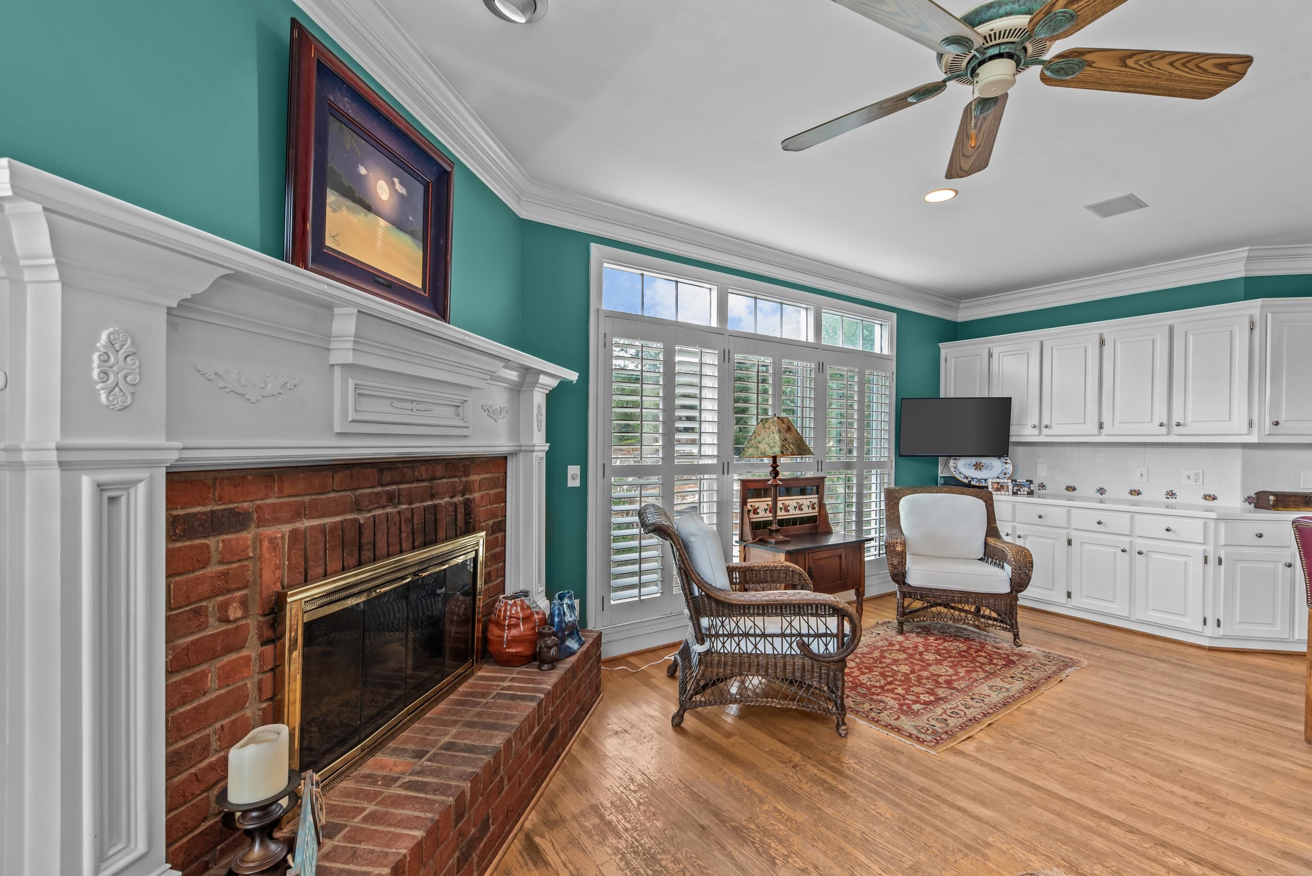 1651 LIGHTHOUSE CIRCLE