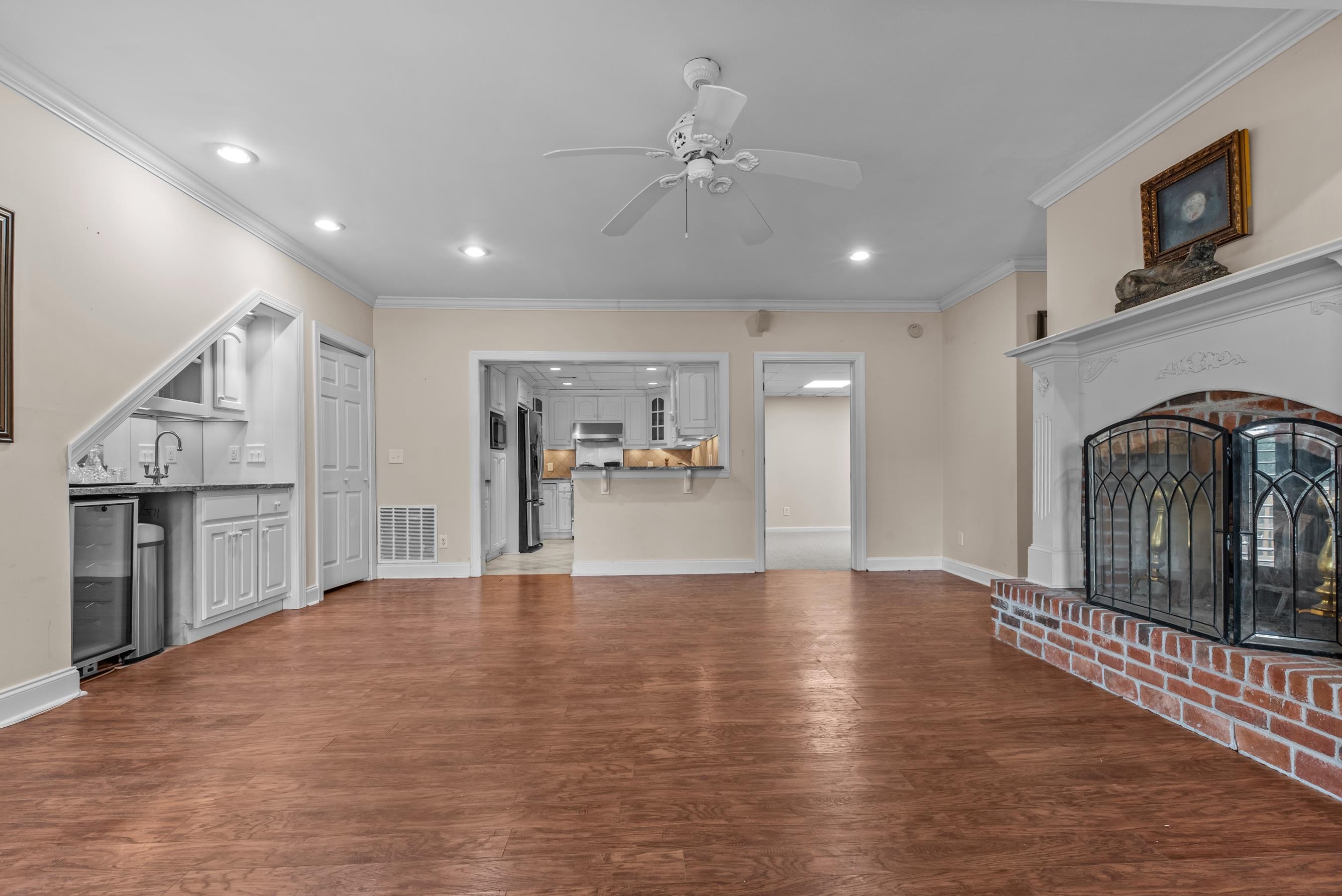 1651 LIGHTHOUSE CIRCLE