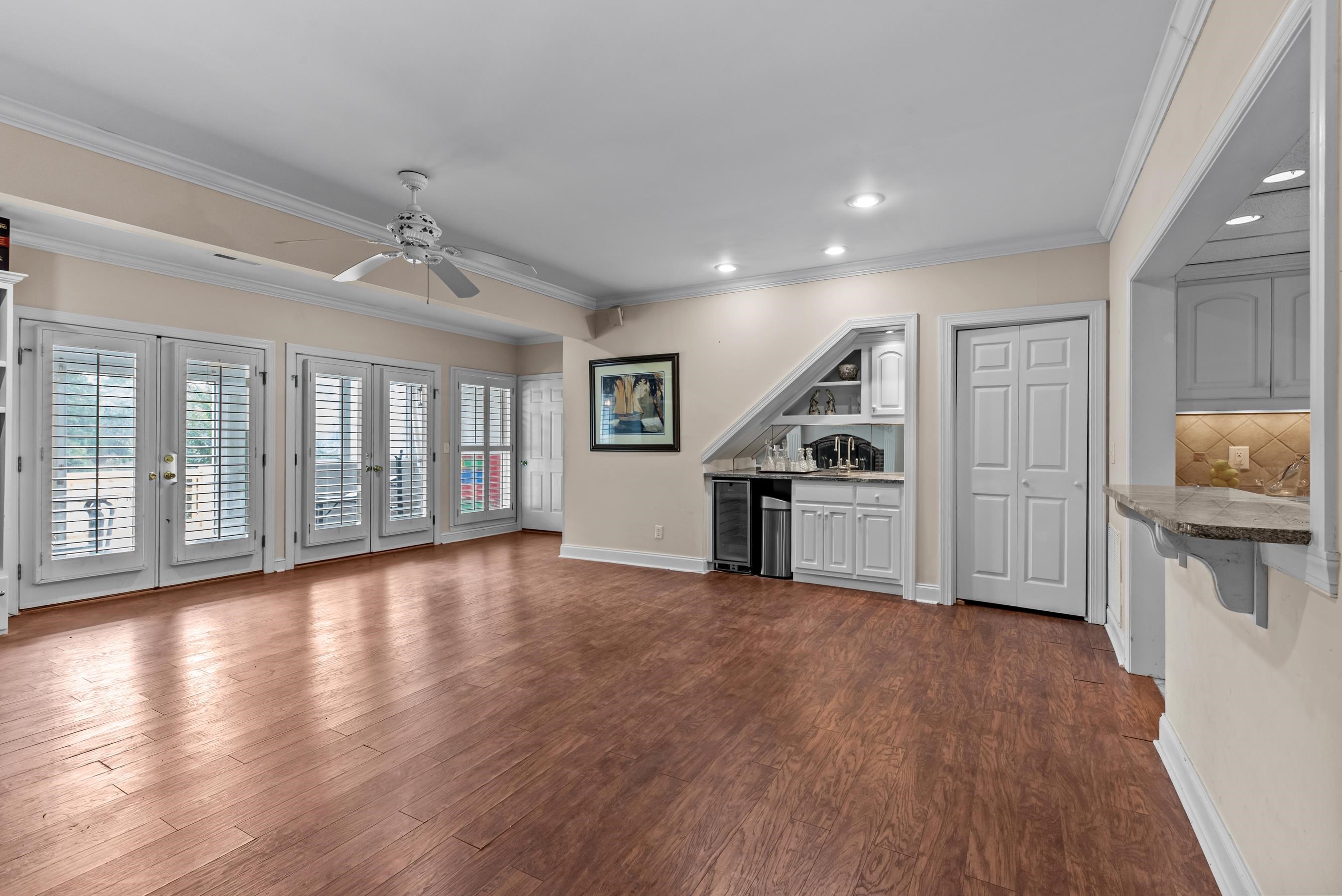 1651 LIGHTHOUSE CIRCLE