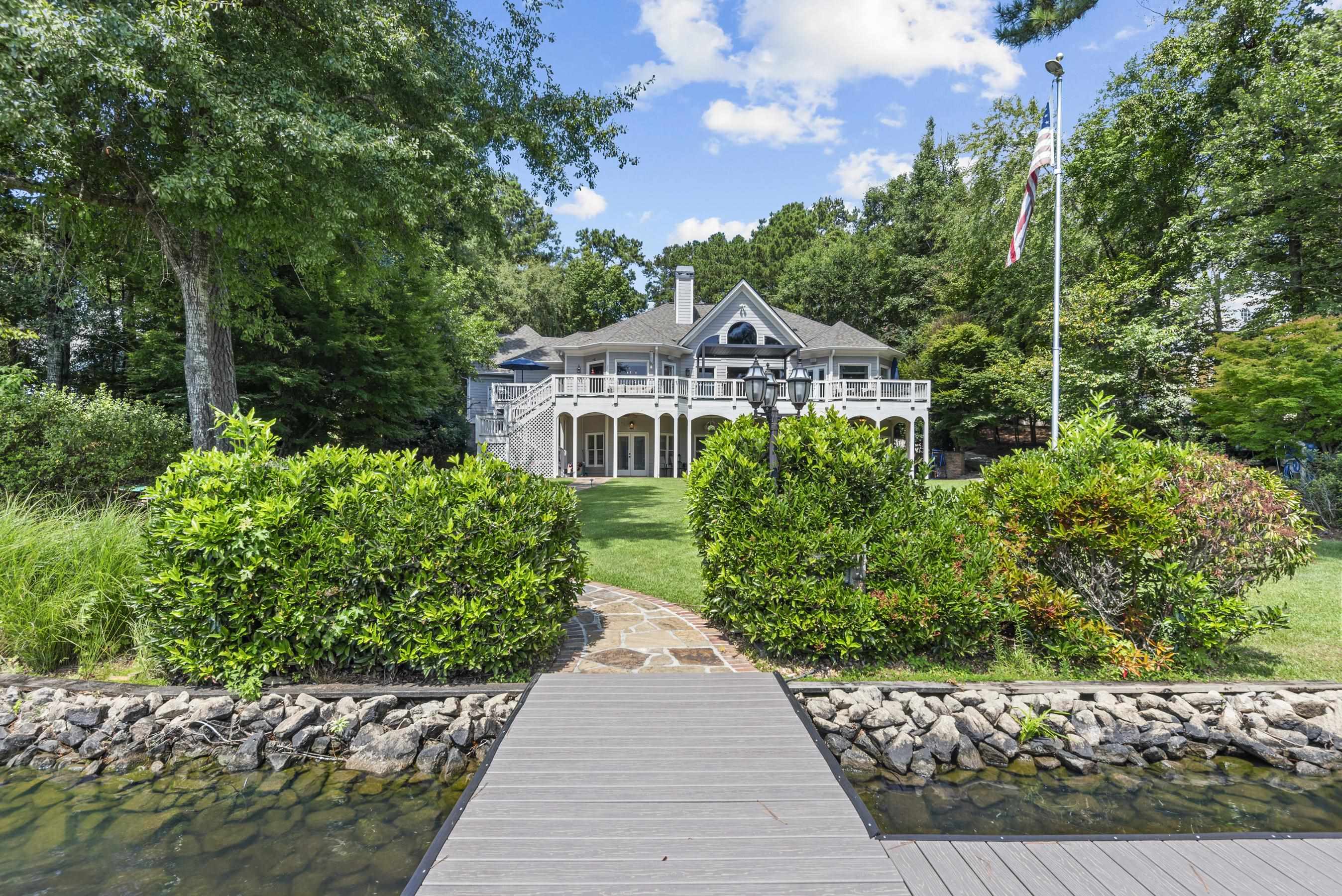 1080 SHOAL CREEK COURT