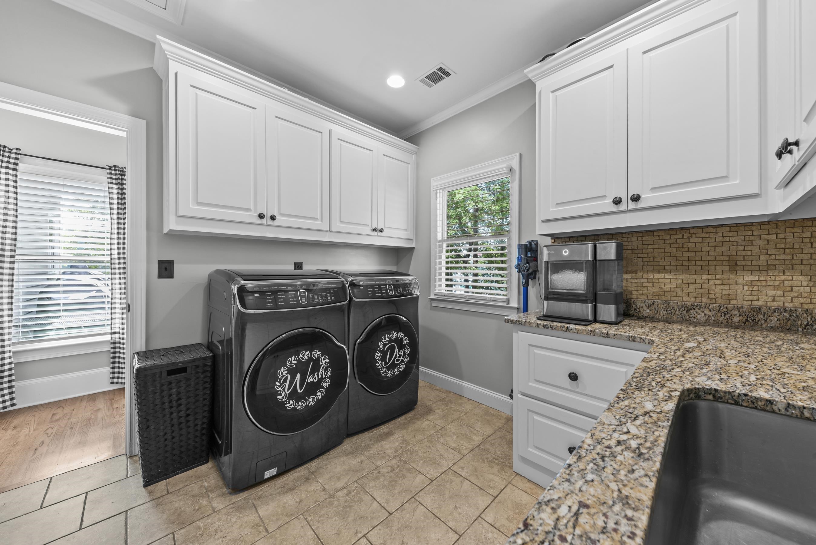 1080 SHOAL CREEK COURT