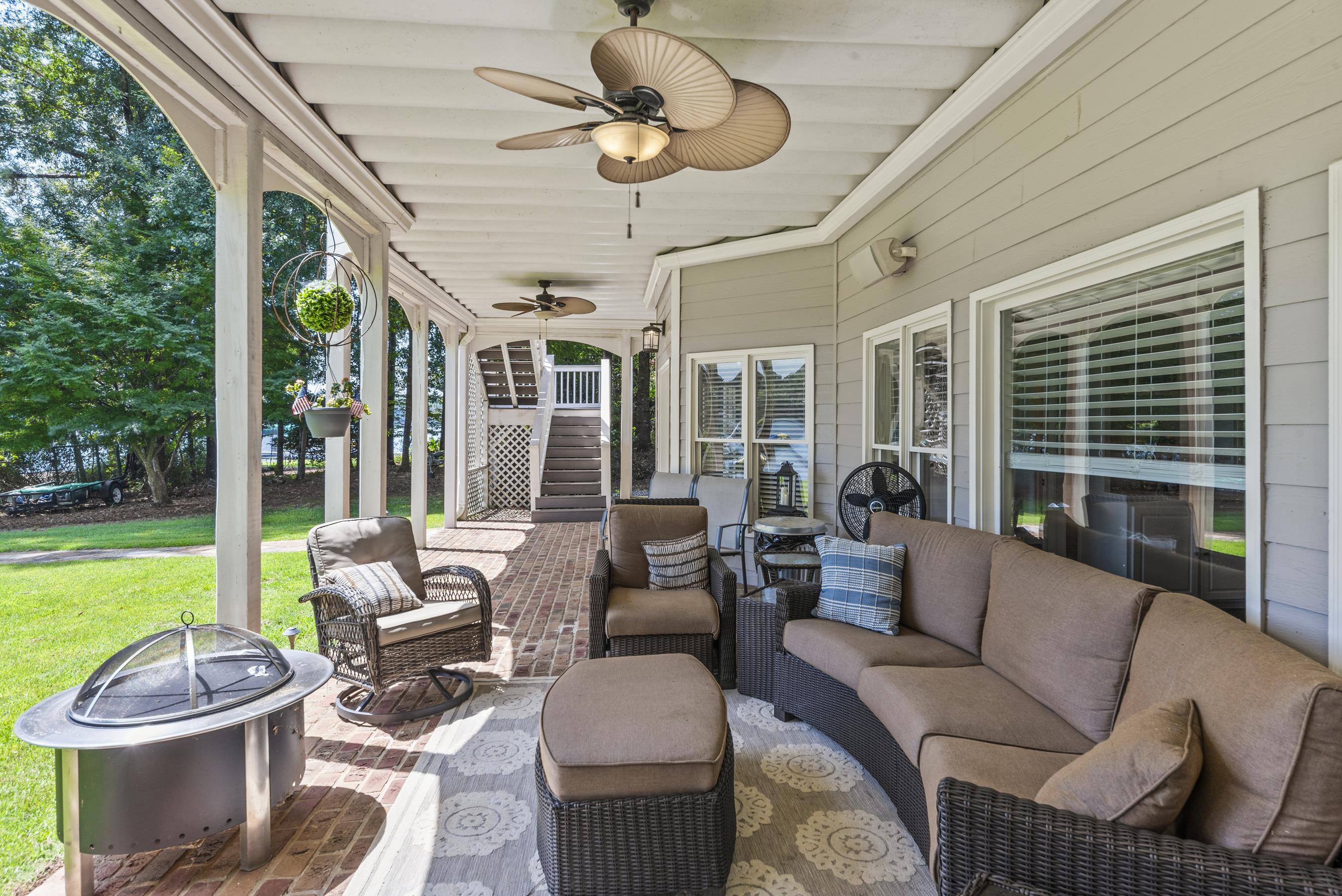 1080 SHOAL CREEK COURT