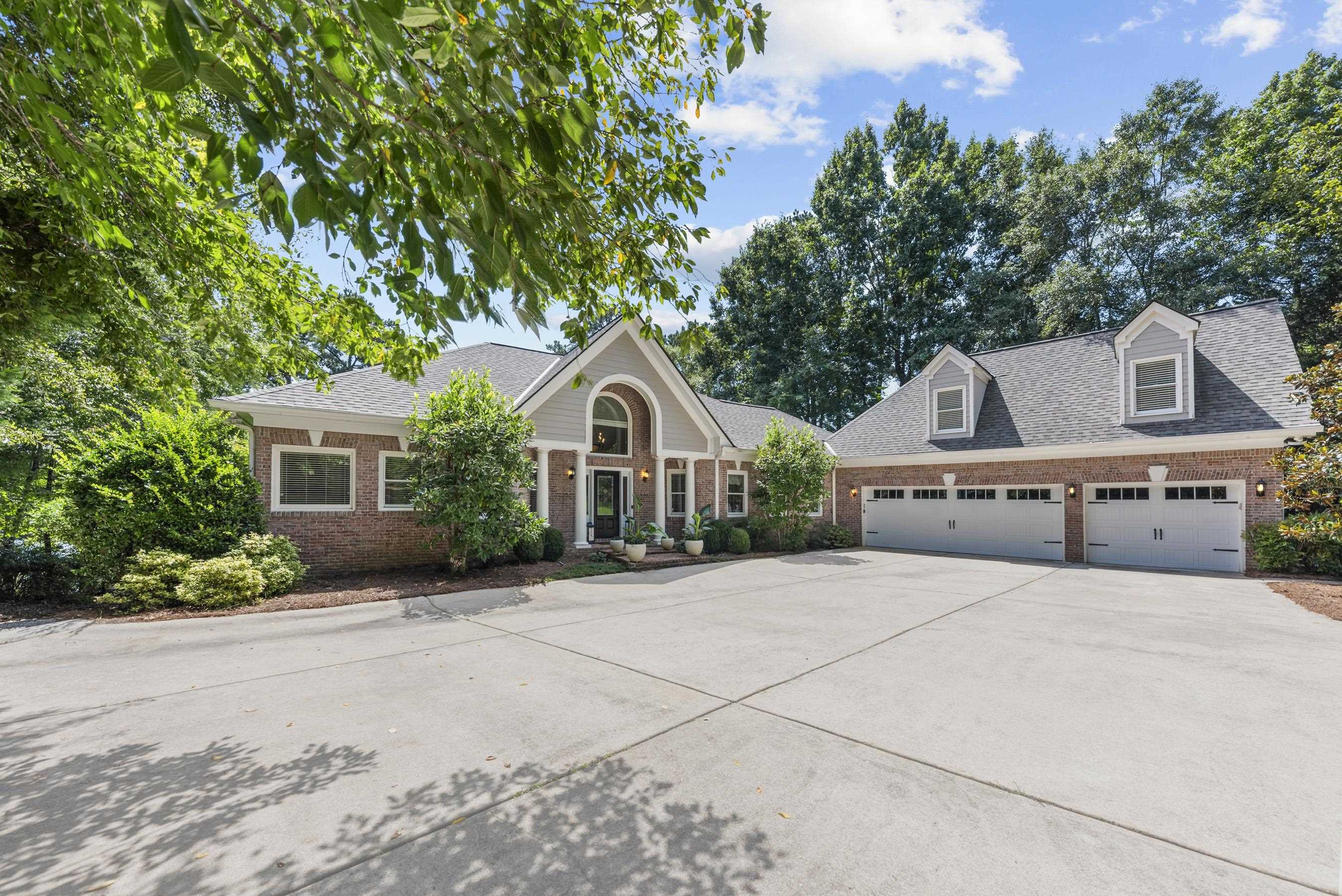 1080 SHOAL CREEK COURT