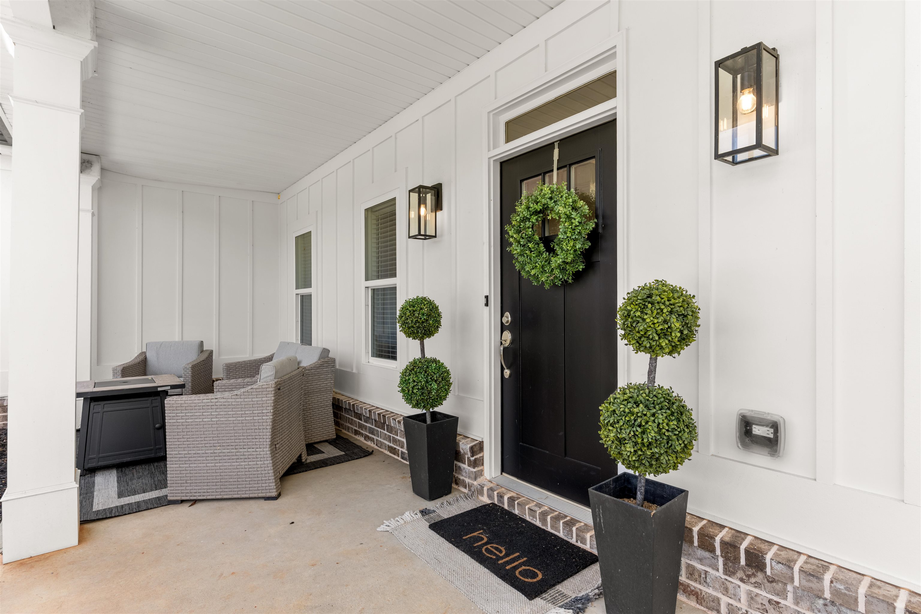 112 ALEXANDER LAKES DRIVE