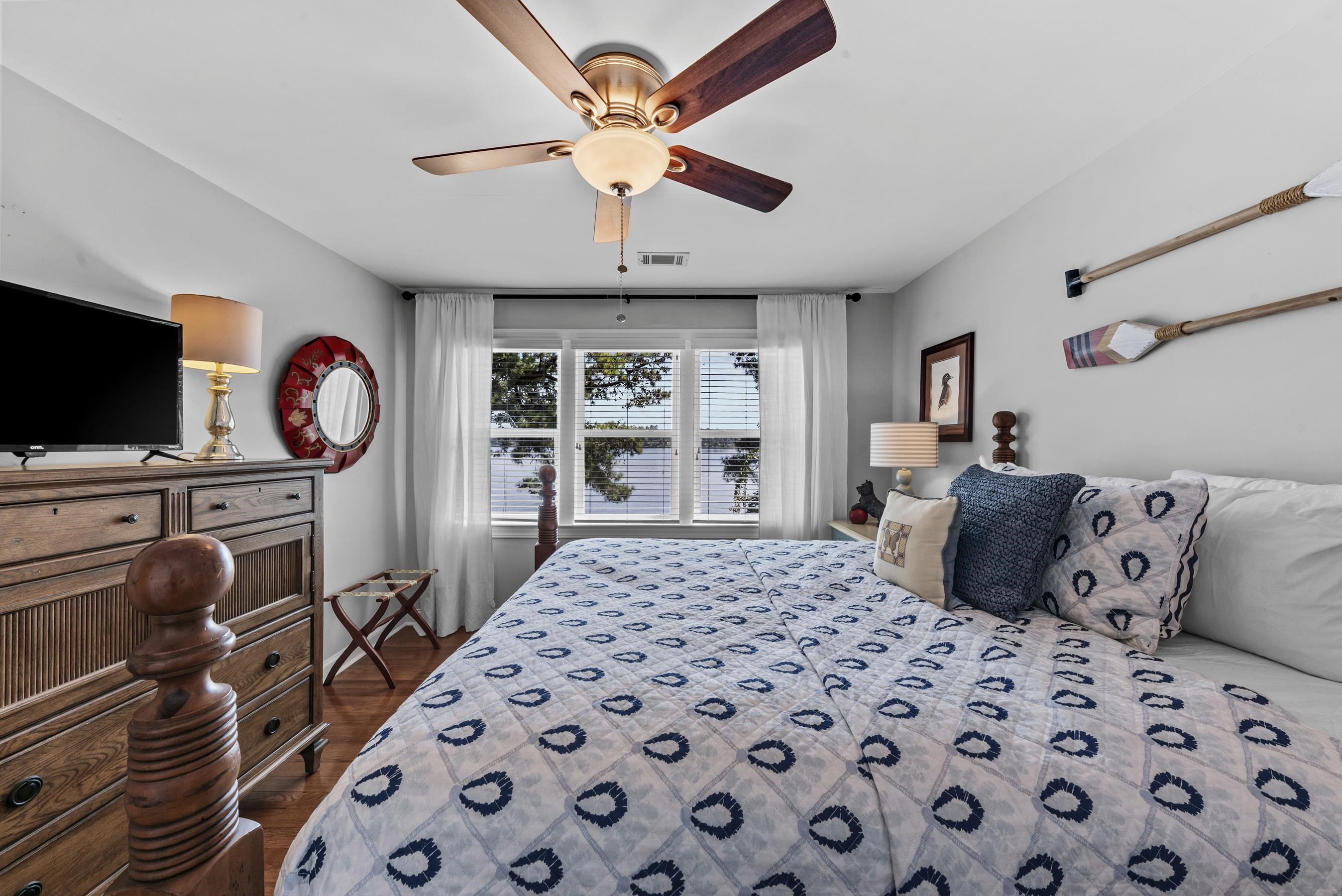 155 OAKTON SOUTH
