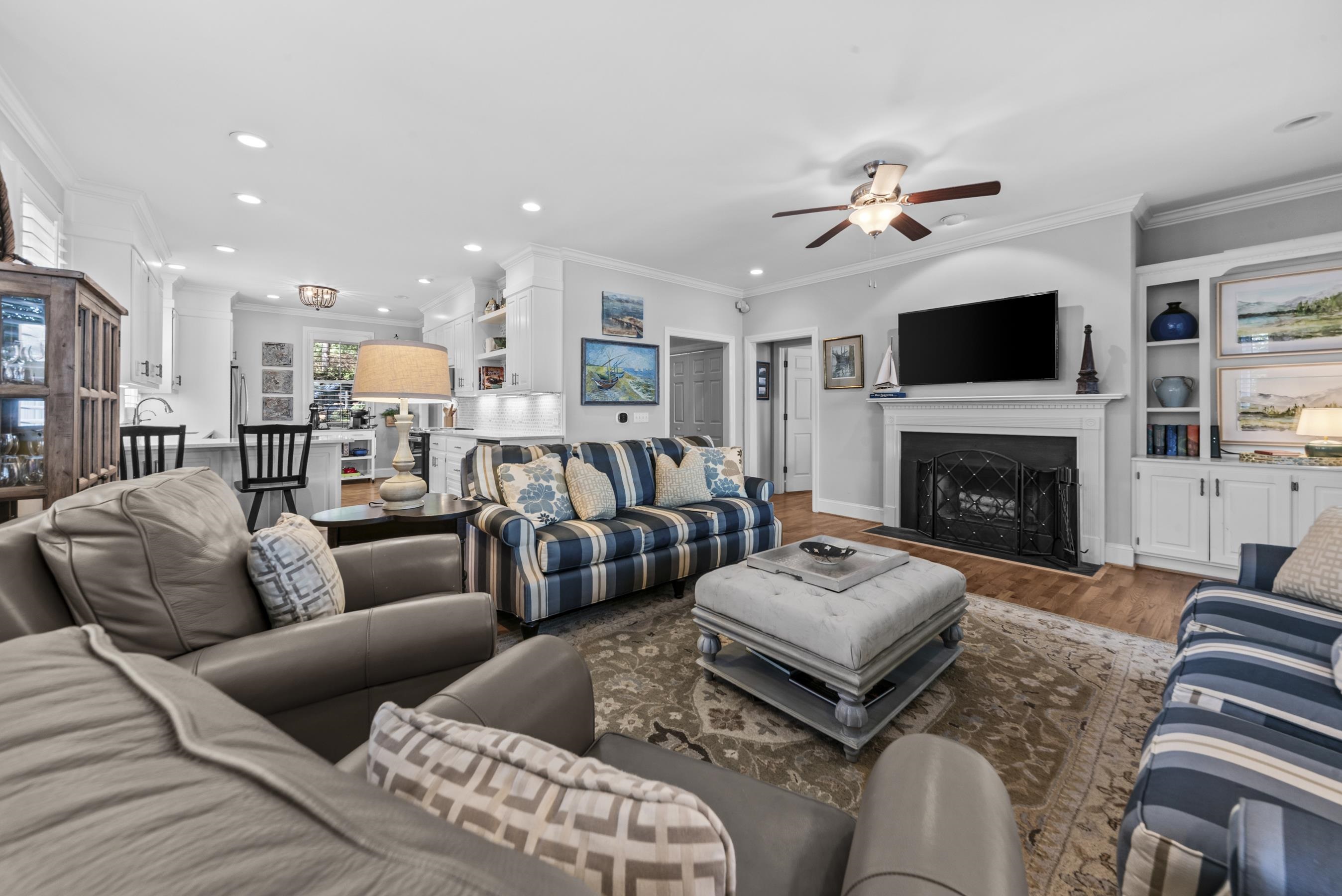 155 OAKTON SOUTH