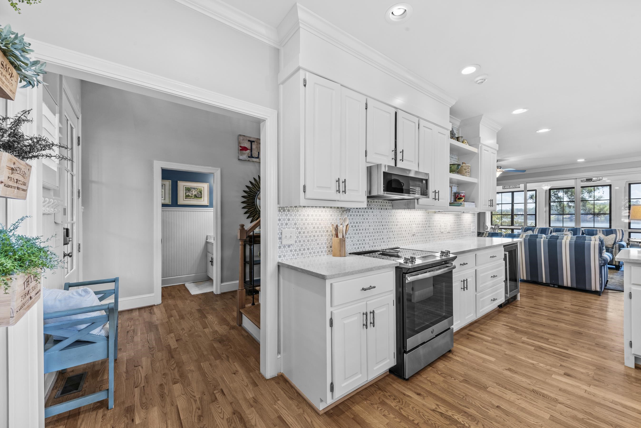 155 OAKTON SOUTH