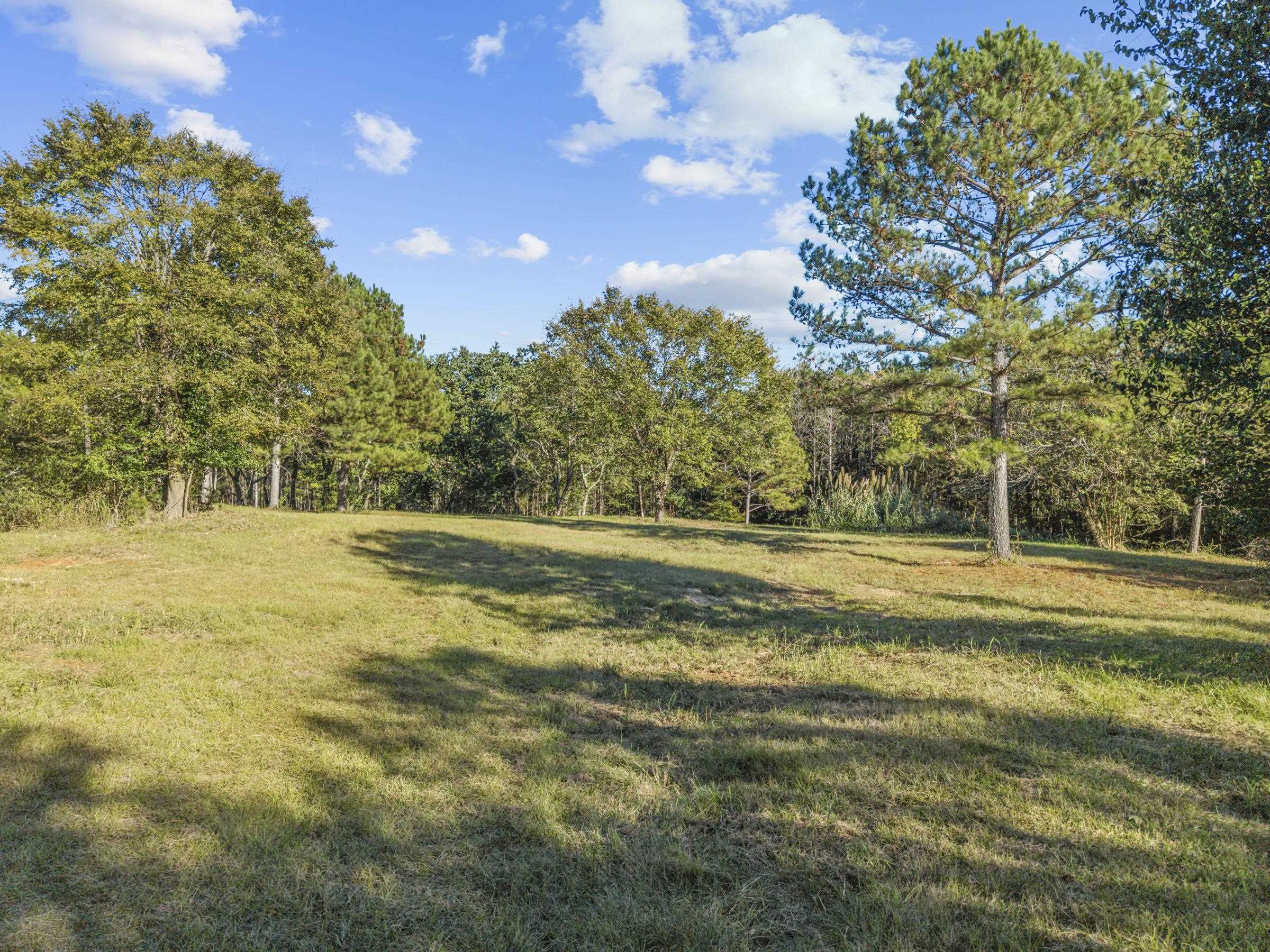 13.5 Acres VEAZEY ROAD Unit: SL565/6