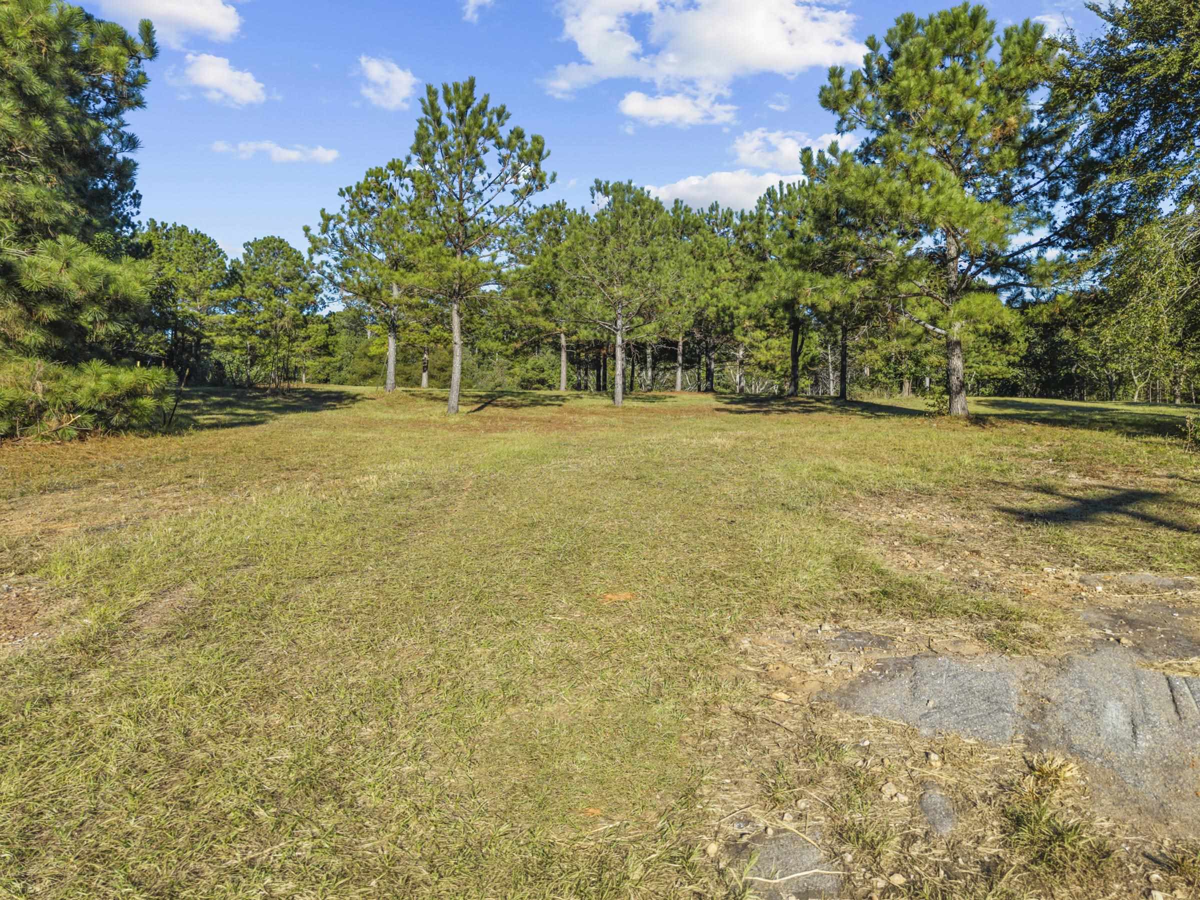 13.5 Acres VEAZEY ROAD Unit: SL565/6