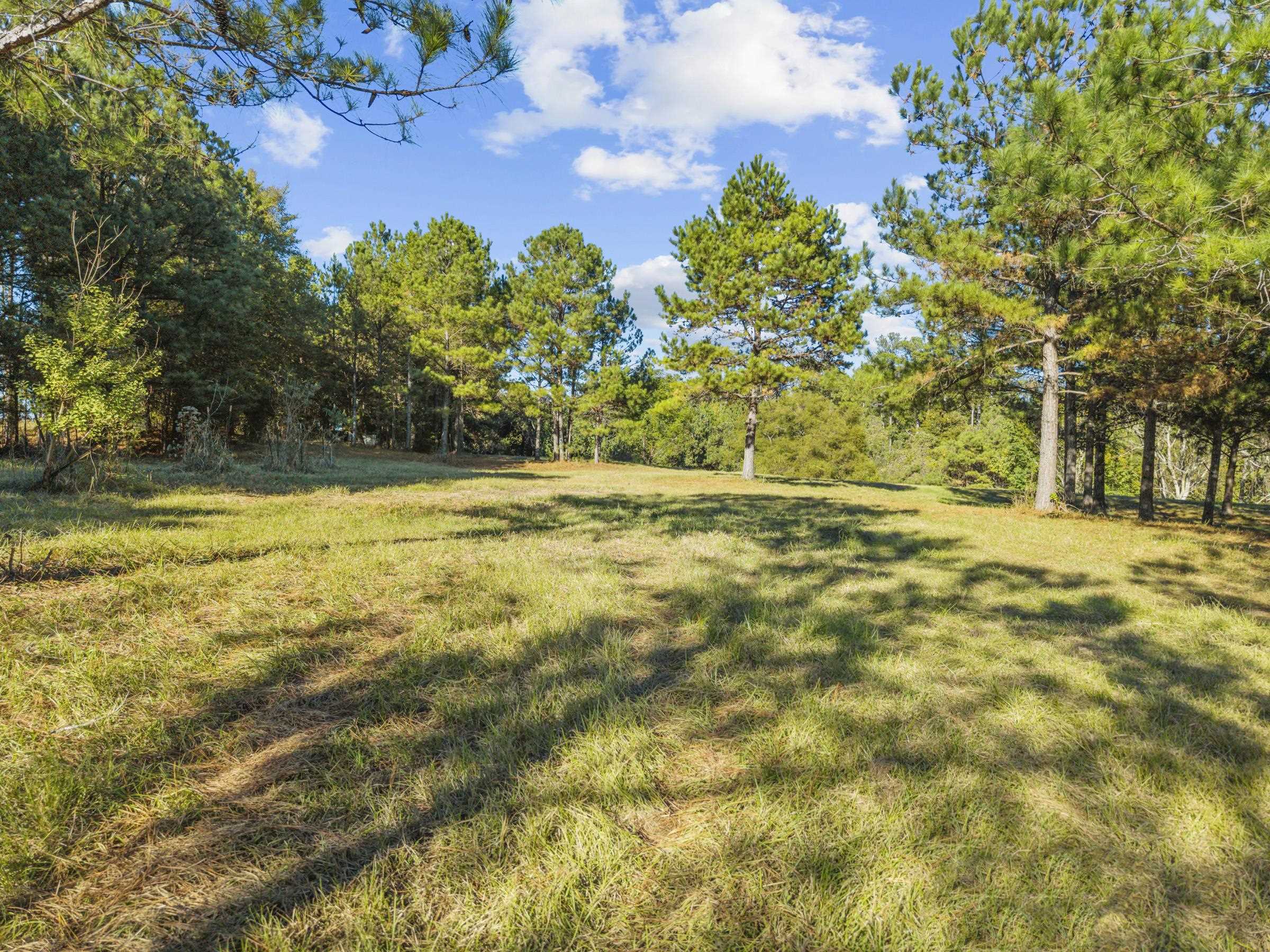 13.5 Acres VEAZEY ROAD Unit: SL565/6