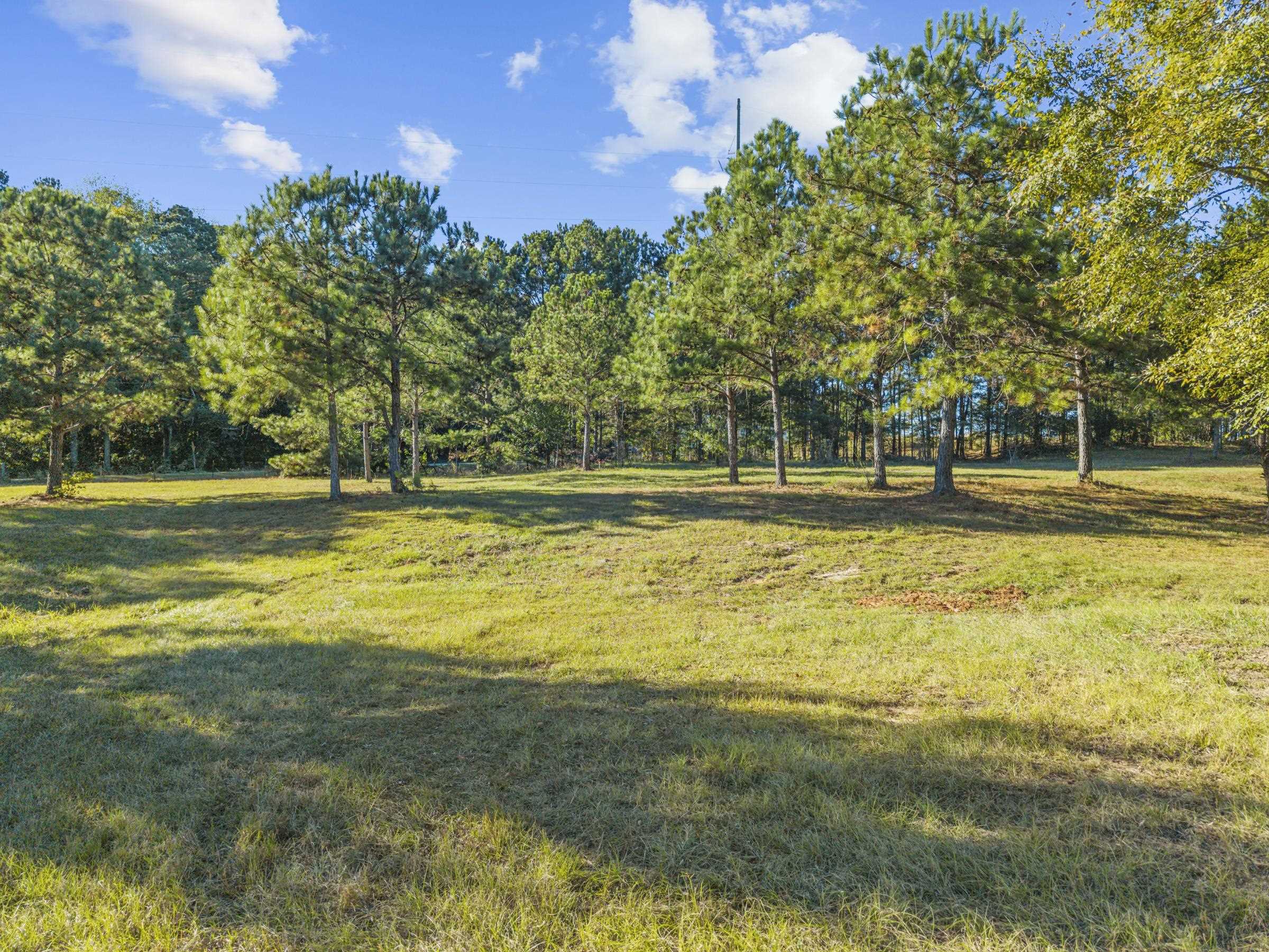 13.5 Acres VEAZEY ROAD Unit: SL565/6