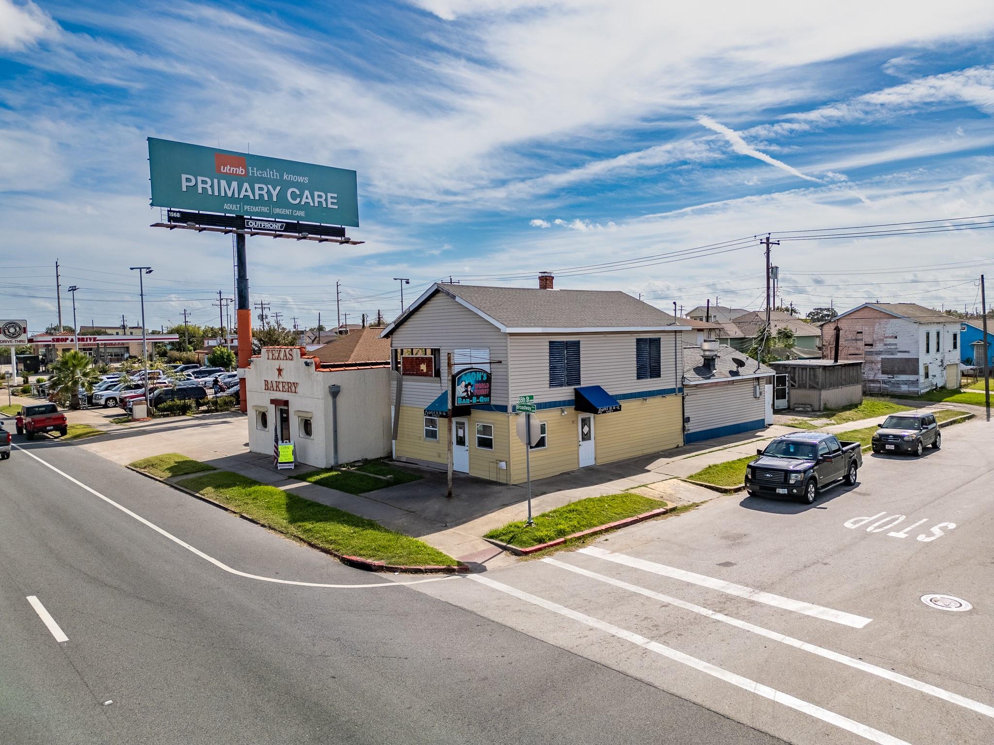 5427 Broadway Street # A