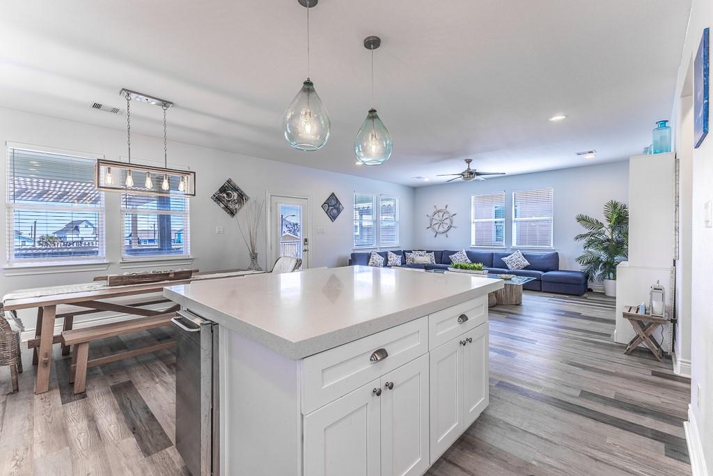 13111 Buccaneer Parkway