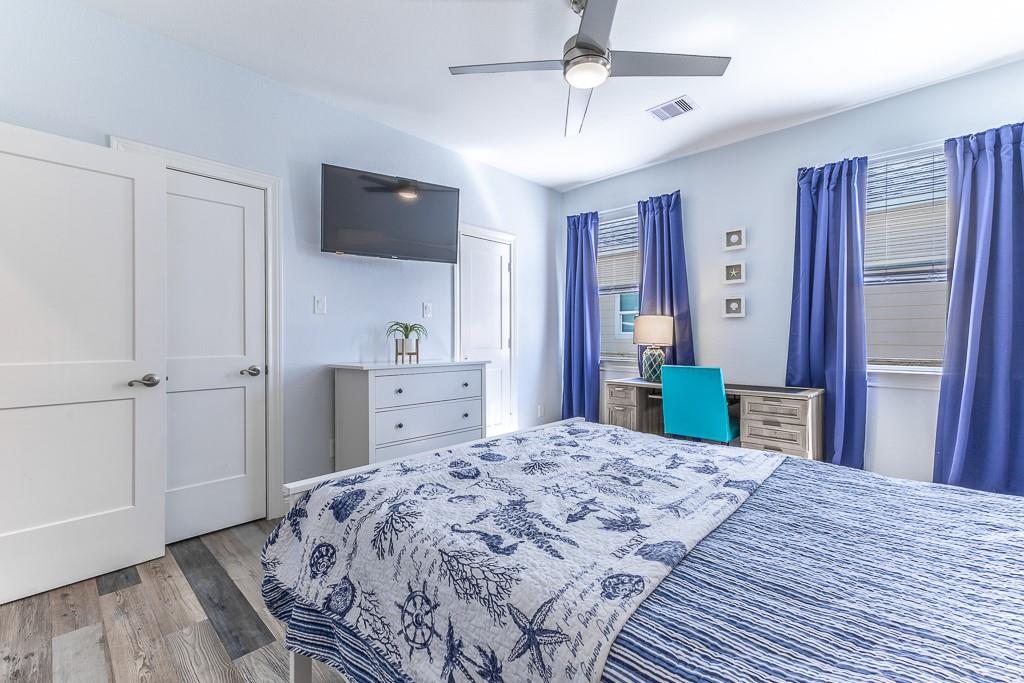 13111 Buccaneer Parkway