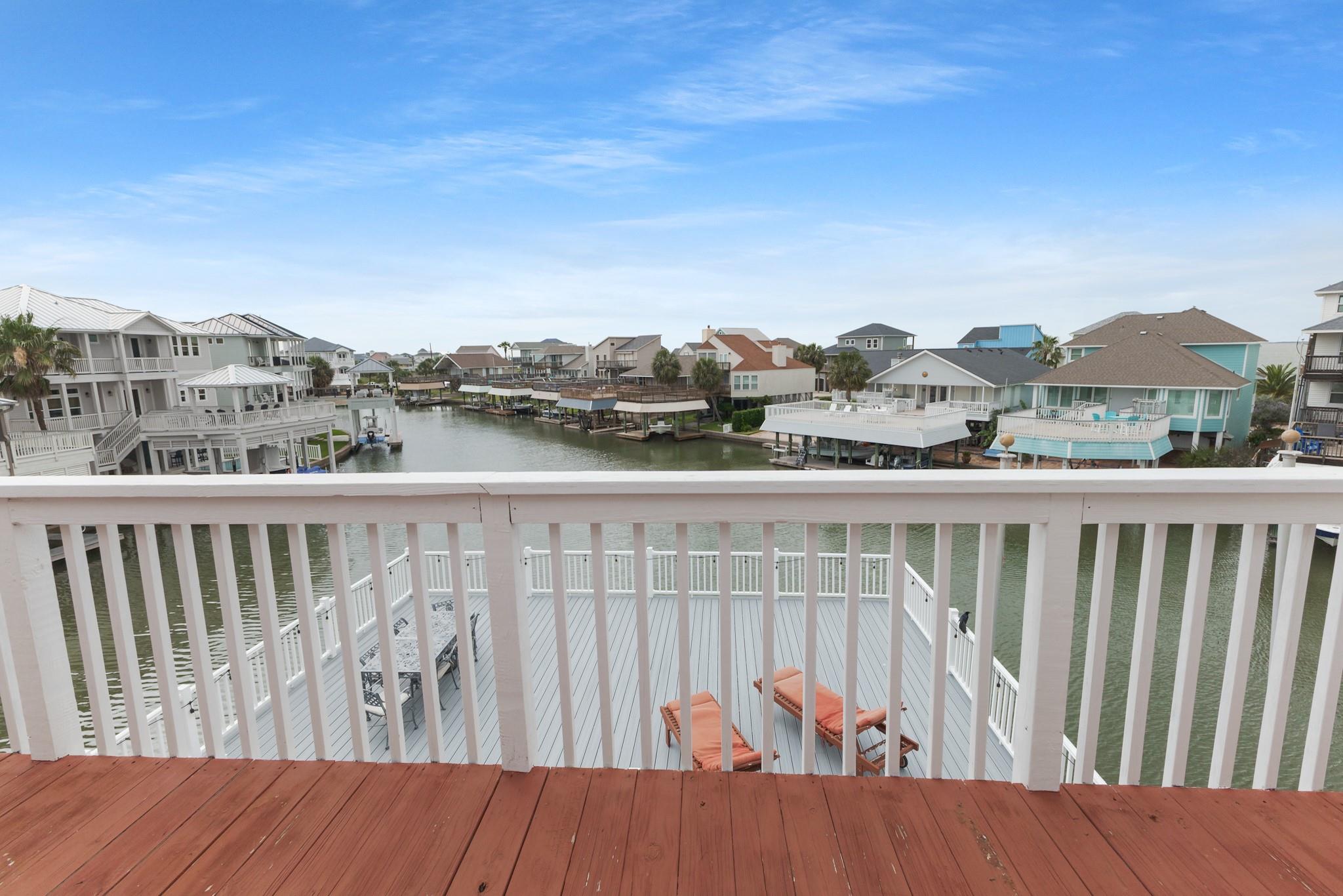 3905 Isla Del Sol