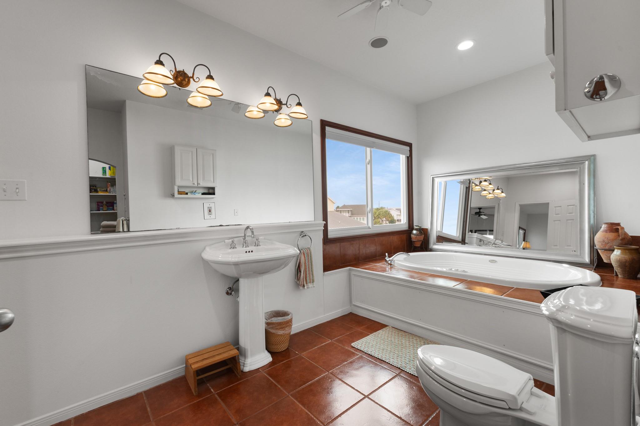 3905 Isla Del Sol