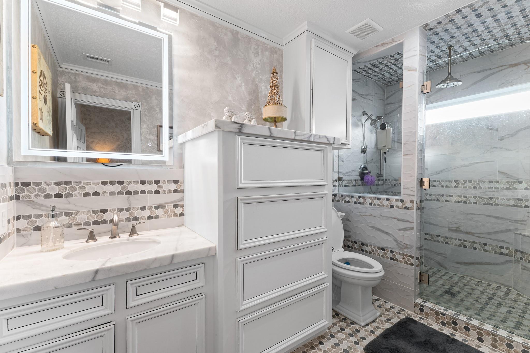 16544 John Silver Road