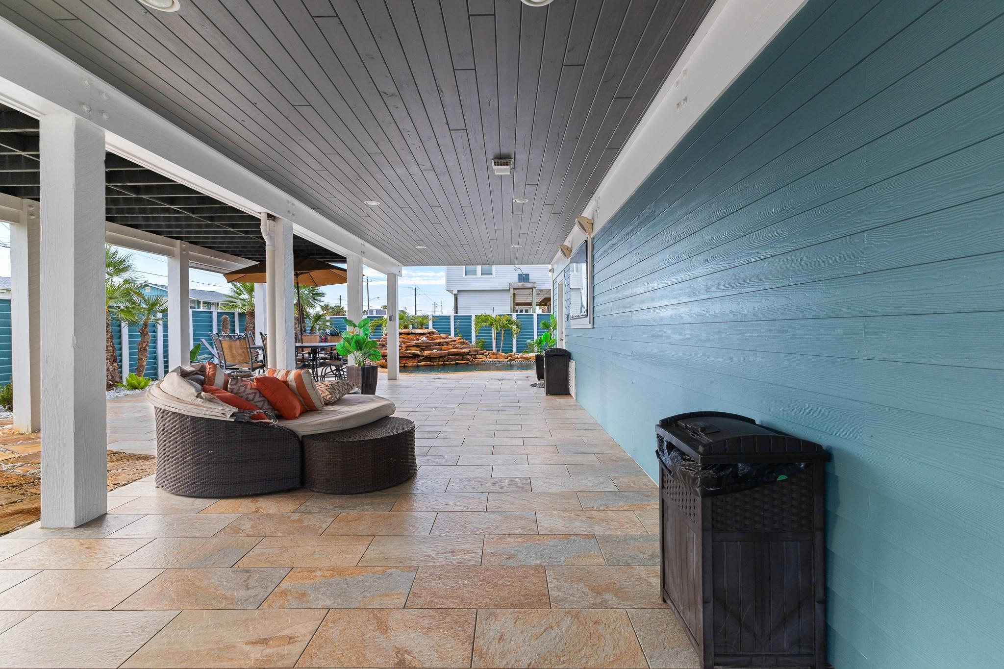 16544 John Silver Road